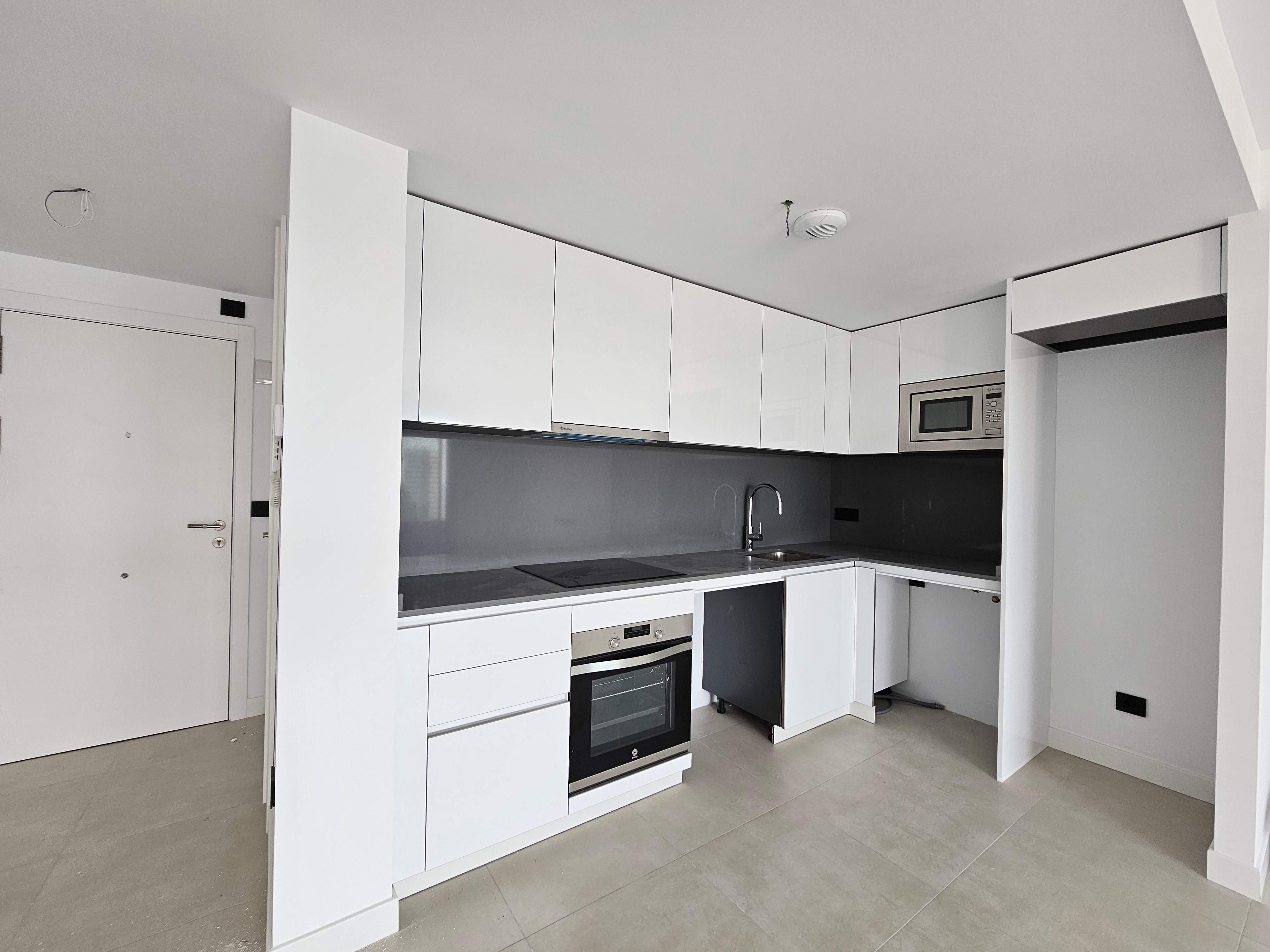 Bathroom in penthouse for sale in Calpe
