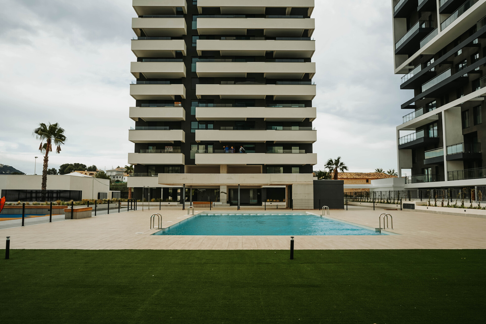 Located in the charming town of Calpe, this exclusive set of penthouses offers a unique living exper