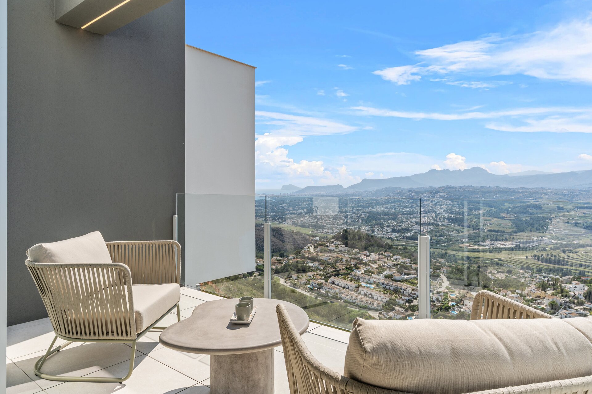 Kitchen in villa for sale in Cumbre del Sol