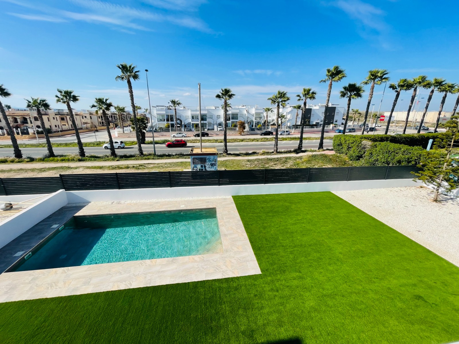 Garden in villa for sale in Torrevieja