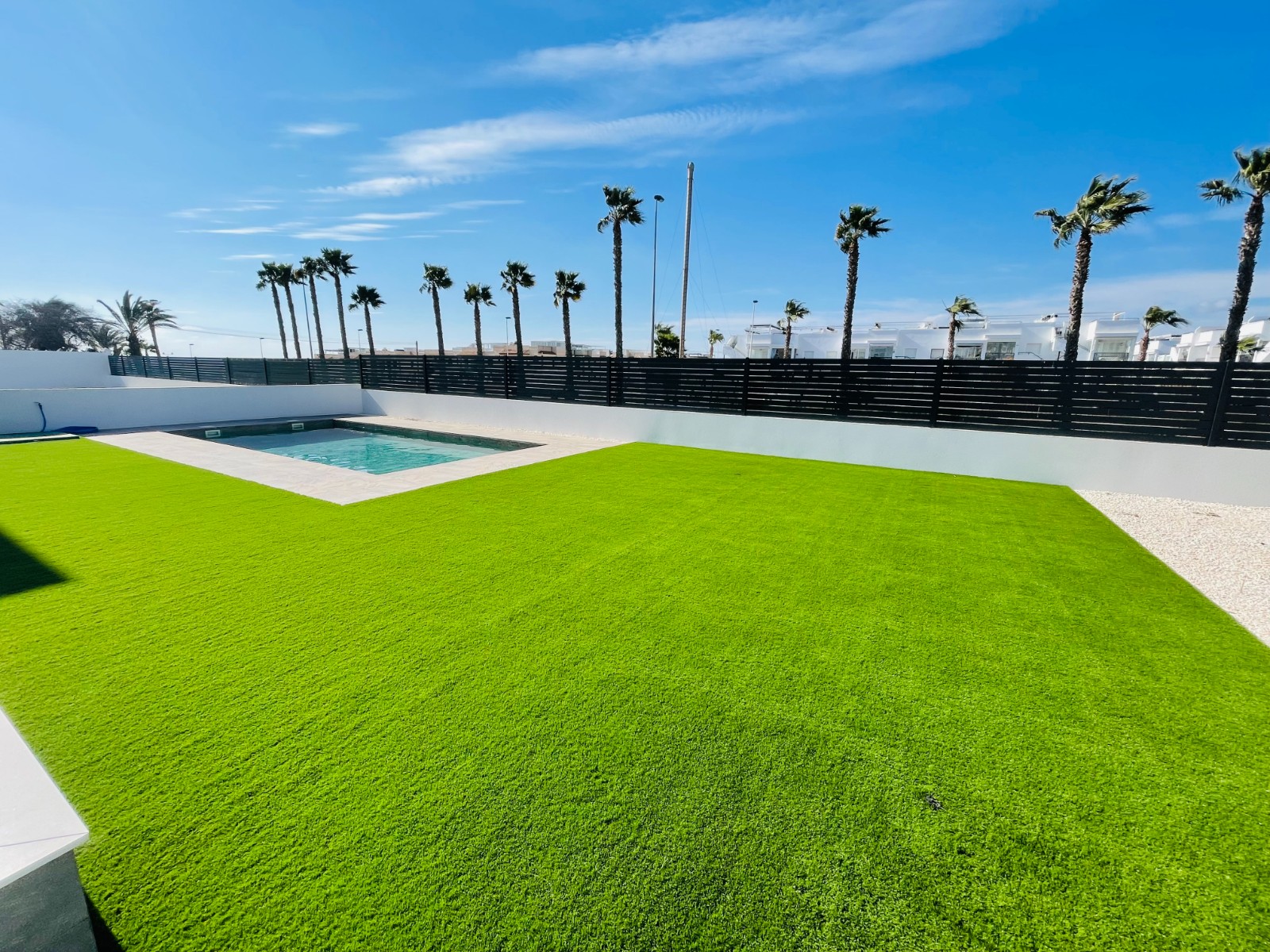 Garden in villa for sale in Torrevieja