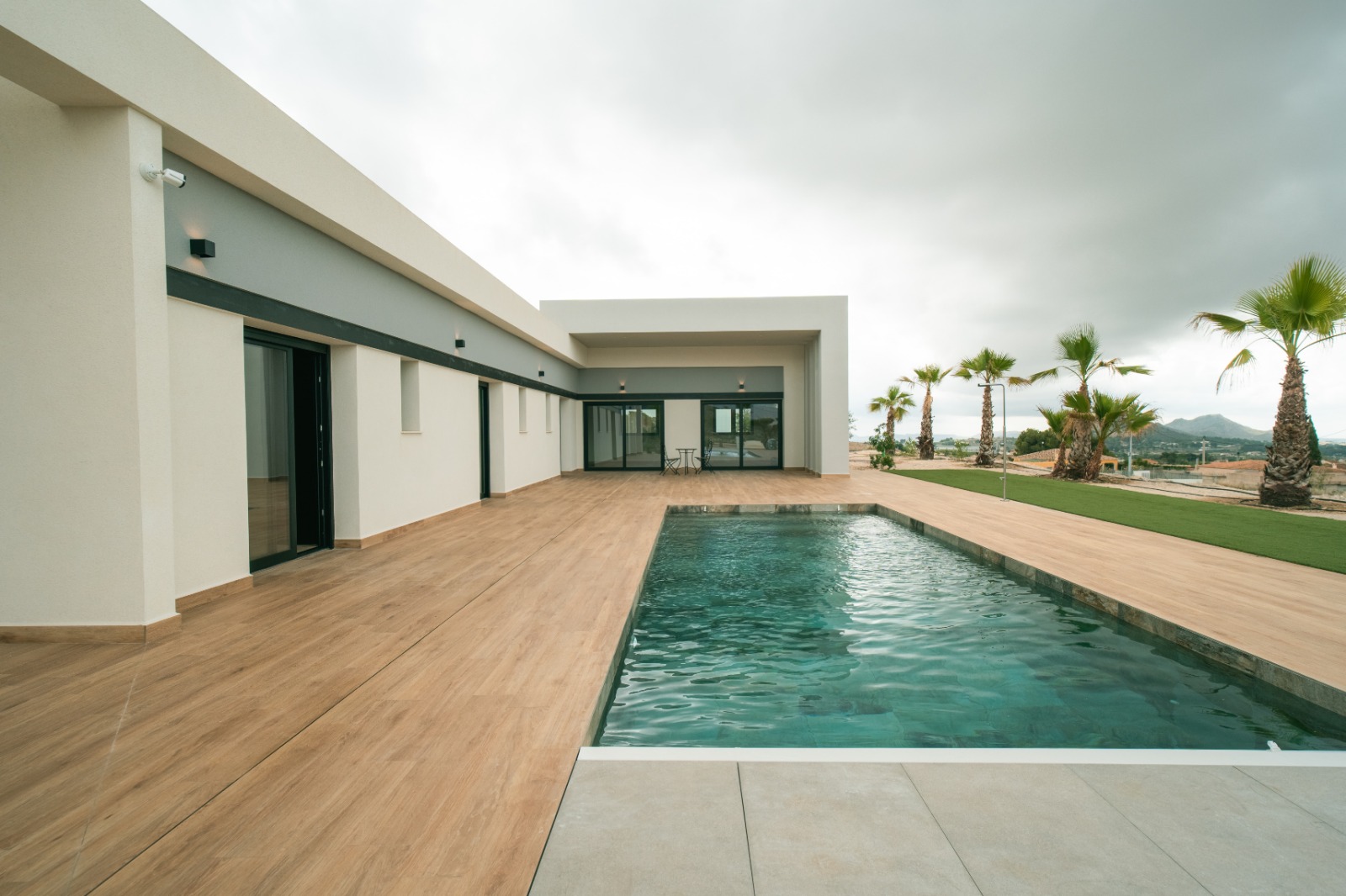 Living room in villa for sale in Pinoso