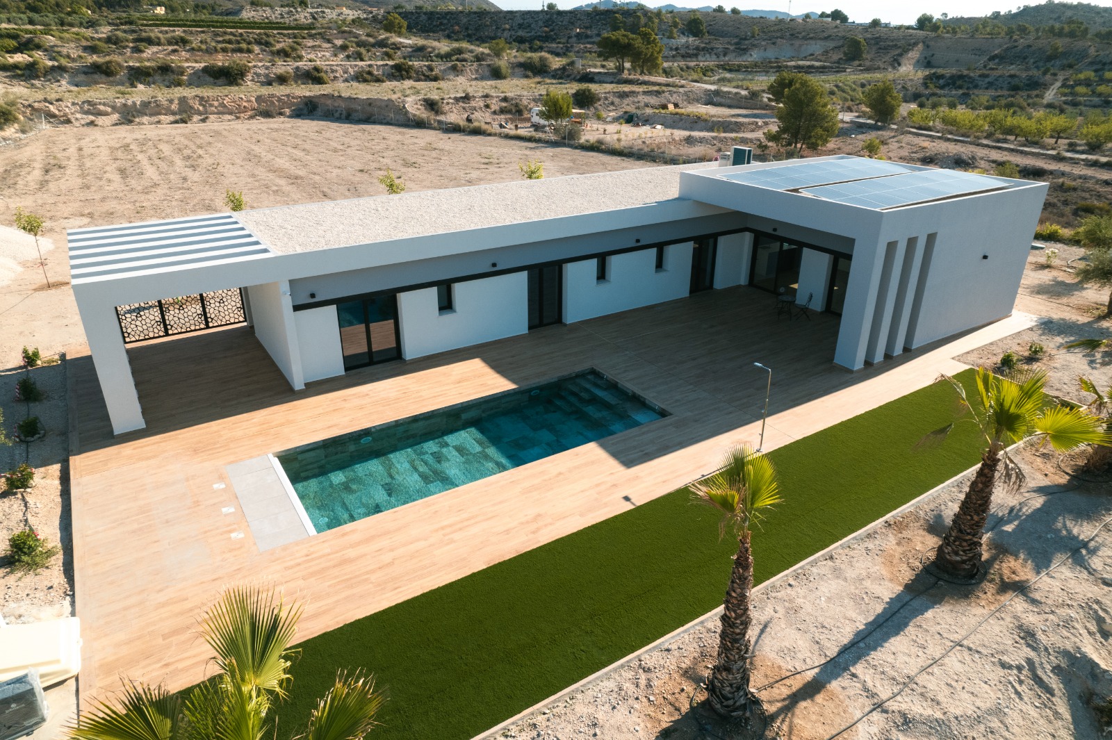 Exterior view in villa for sale in Pinoso