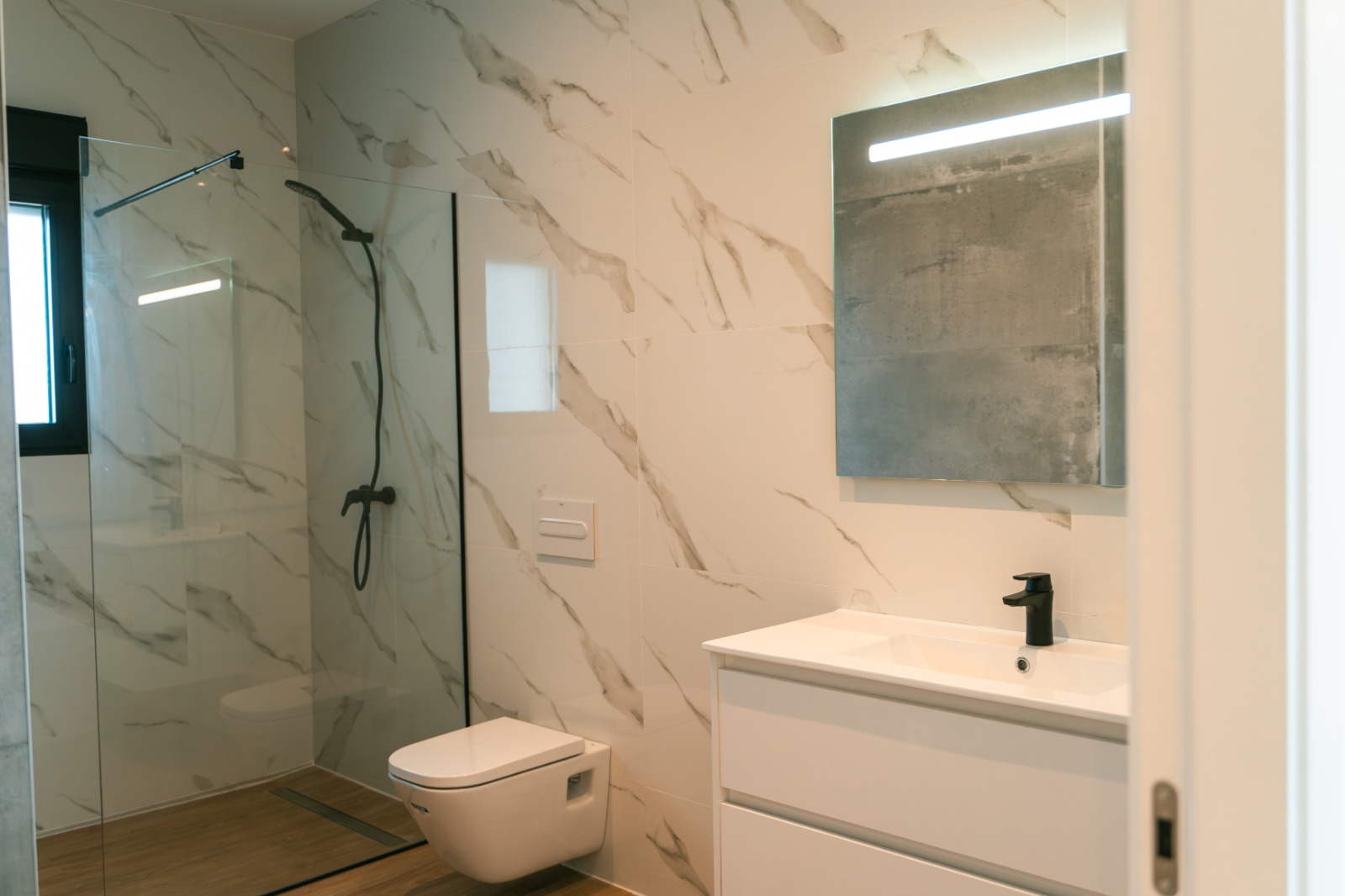 Master bedroom in villa for sale in Pinoso