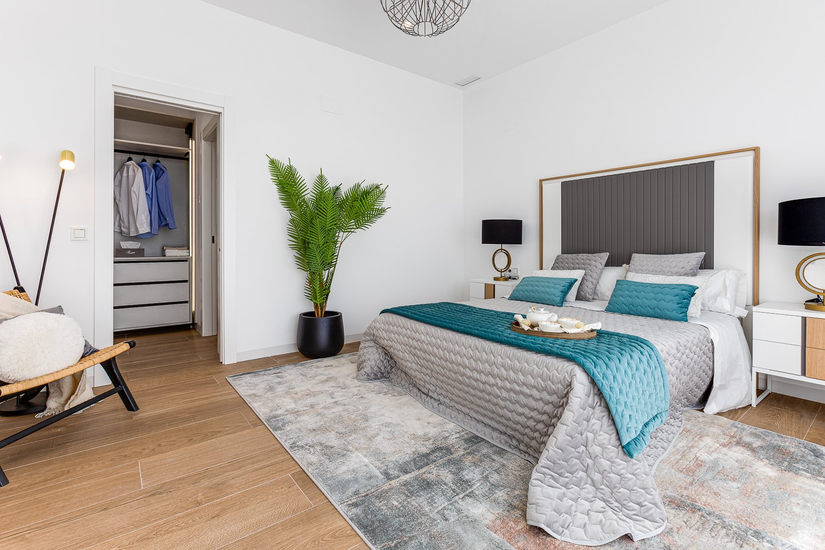 Bedroom in villa for sale in Finestrat