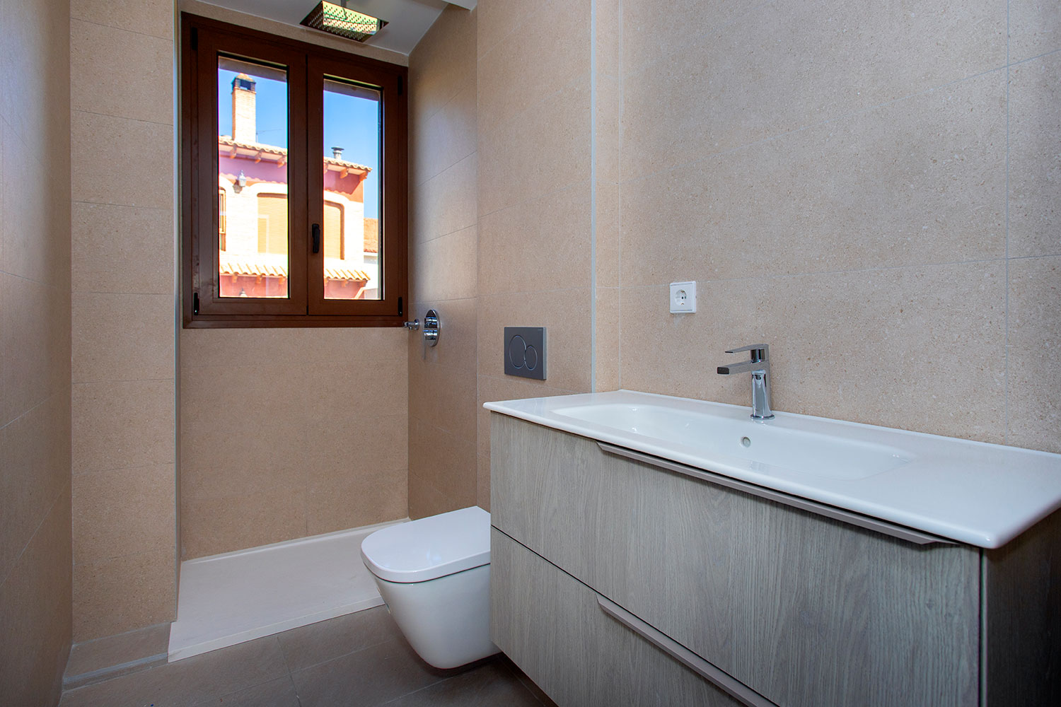 Bedroom in penthouse for sale in Hondón de las Nieves