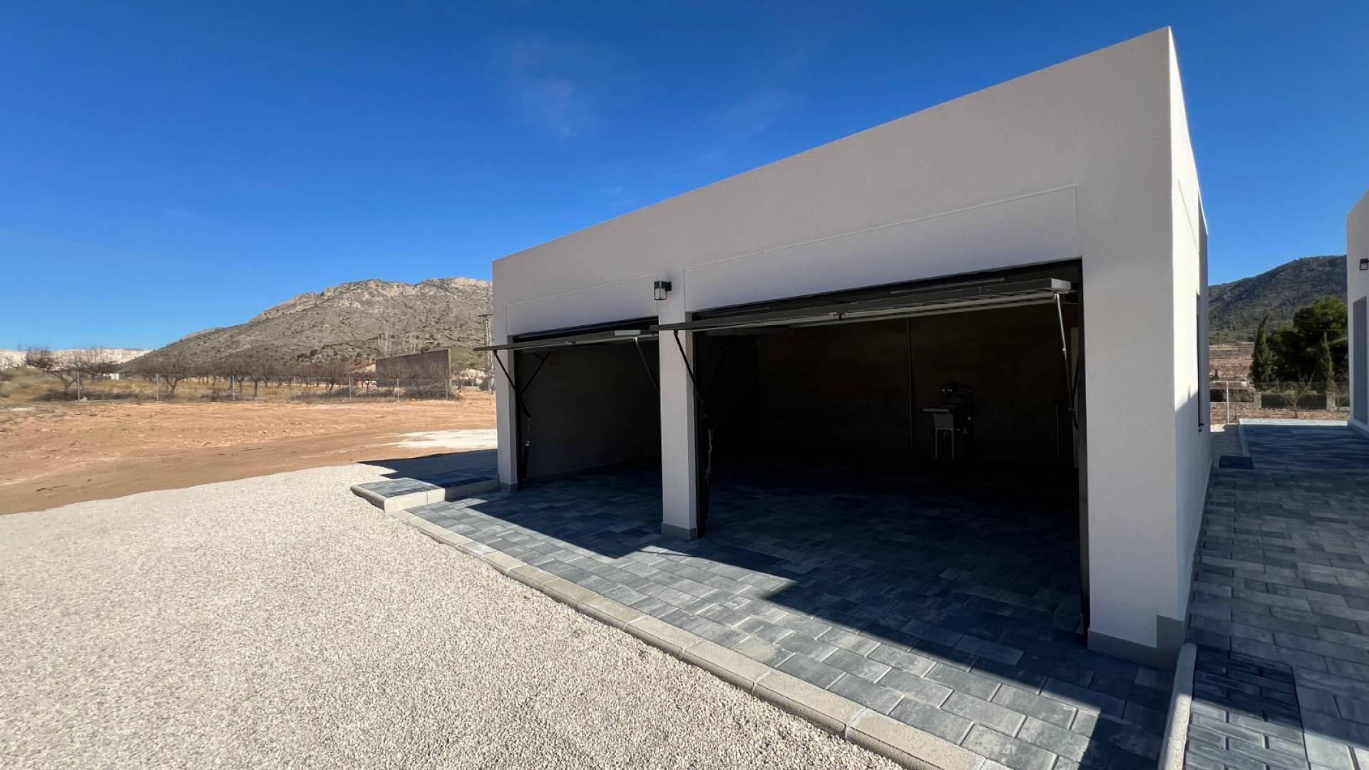Dining area in villa for sale in La Canalosa