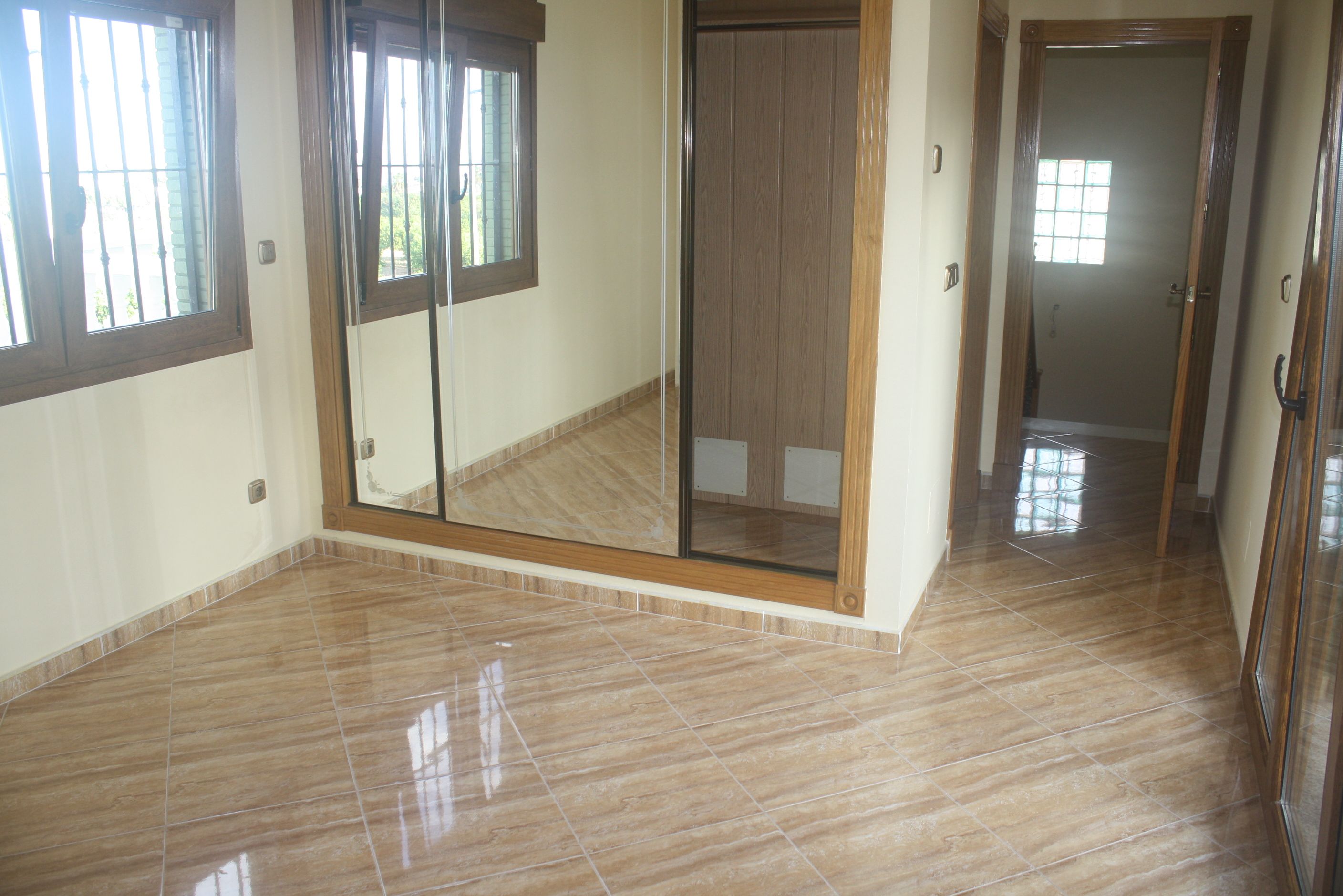 Bathroom in villa for sale in Torrevieja