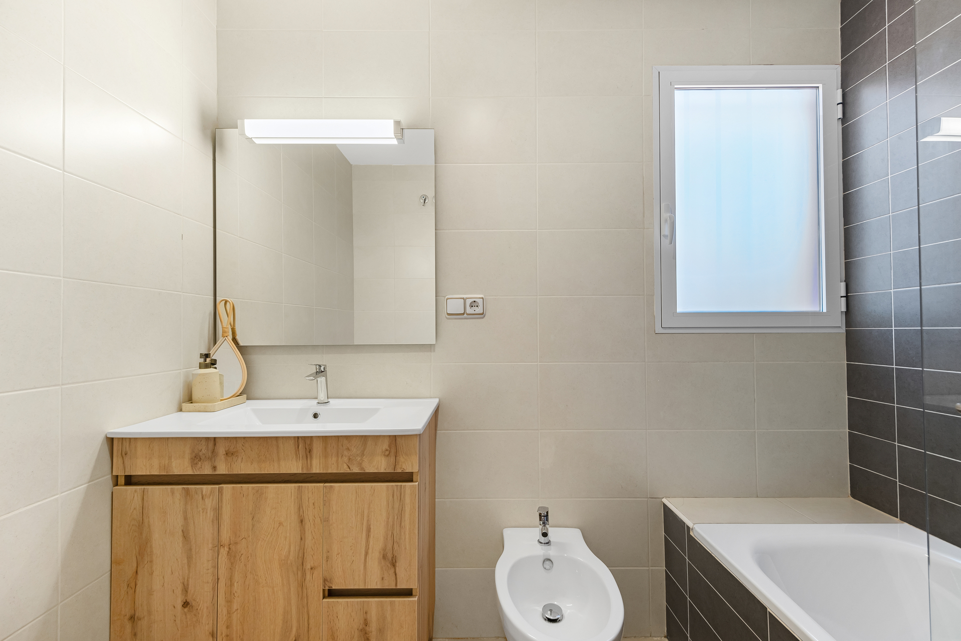 Kitchen in apartment for sale in Orihuela Costa