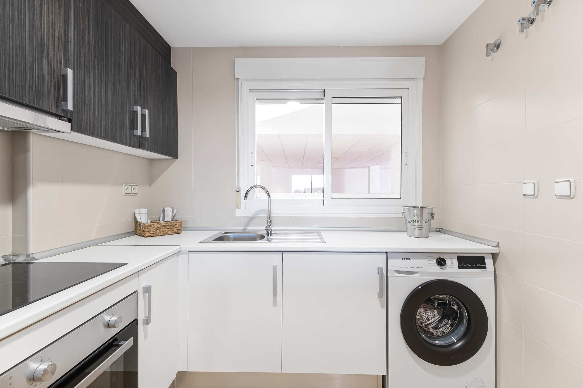 Dining area in apartment for sale in Orihuela Costa