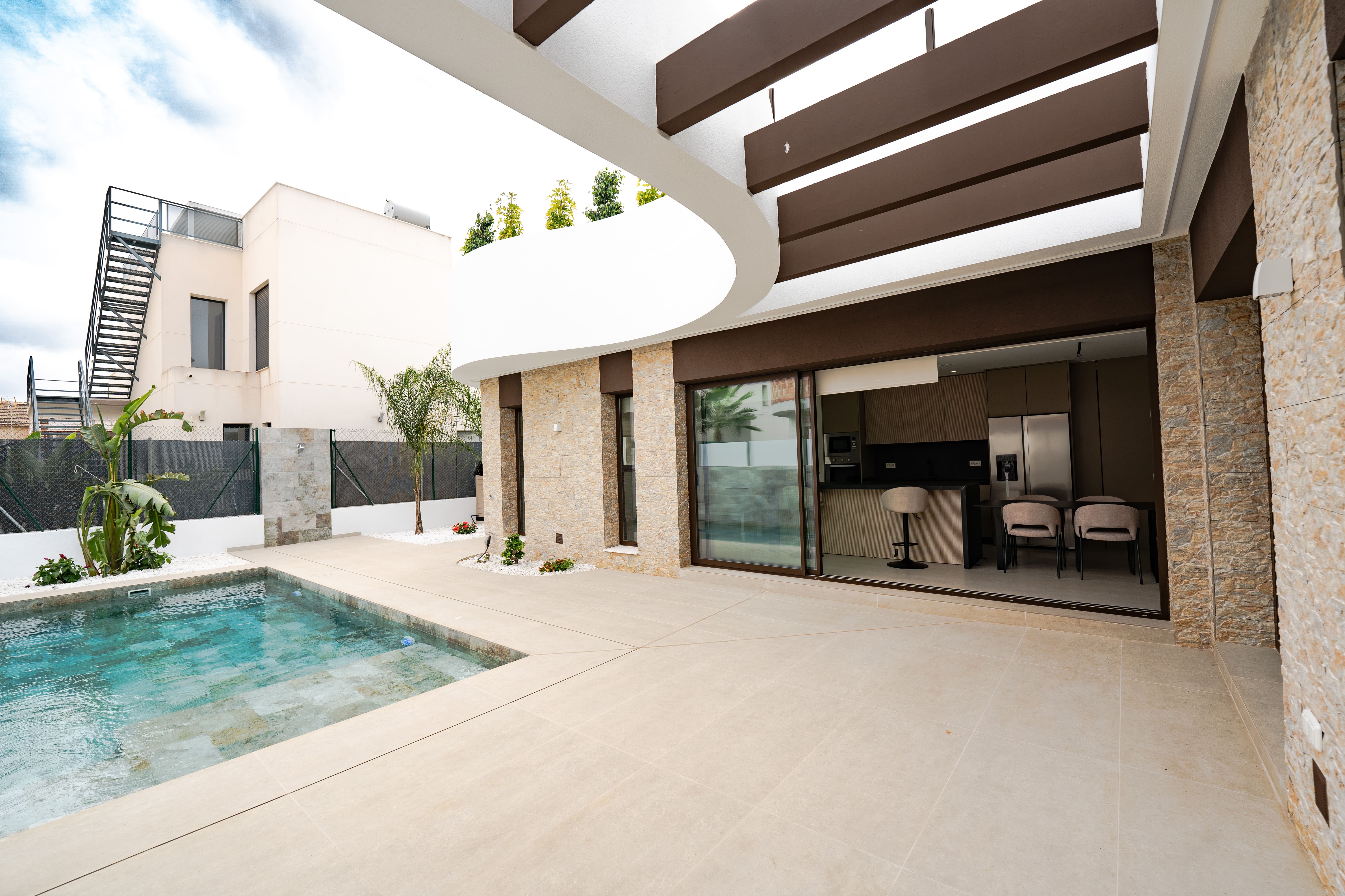 Exterior view in terraced for sale in Heredades