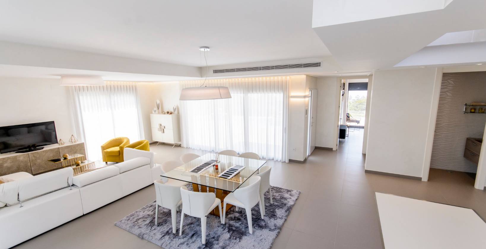 Pool area in villa for sale in Dehesa de Campoamor