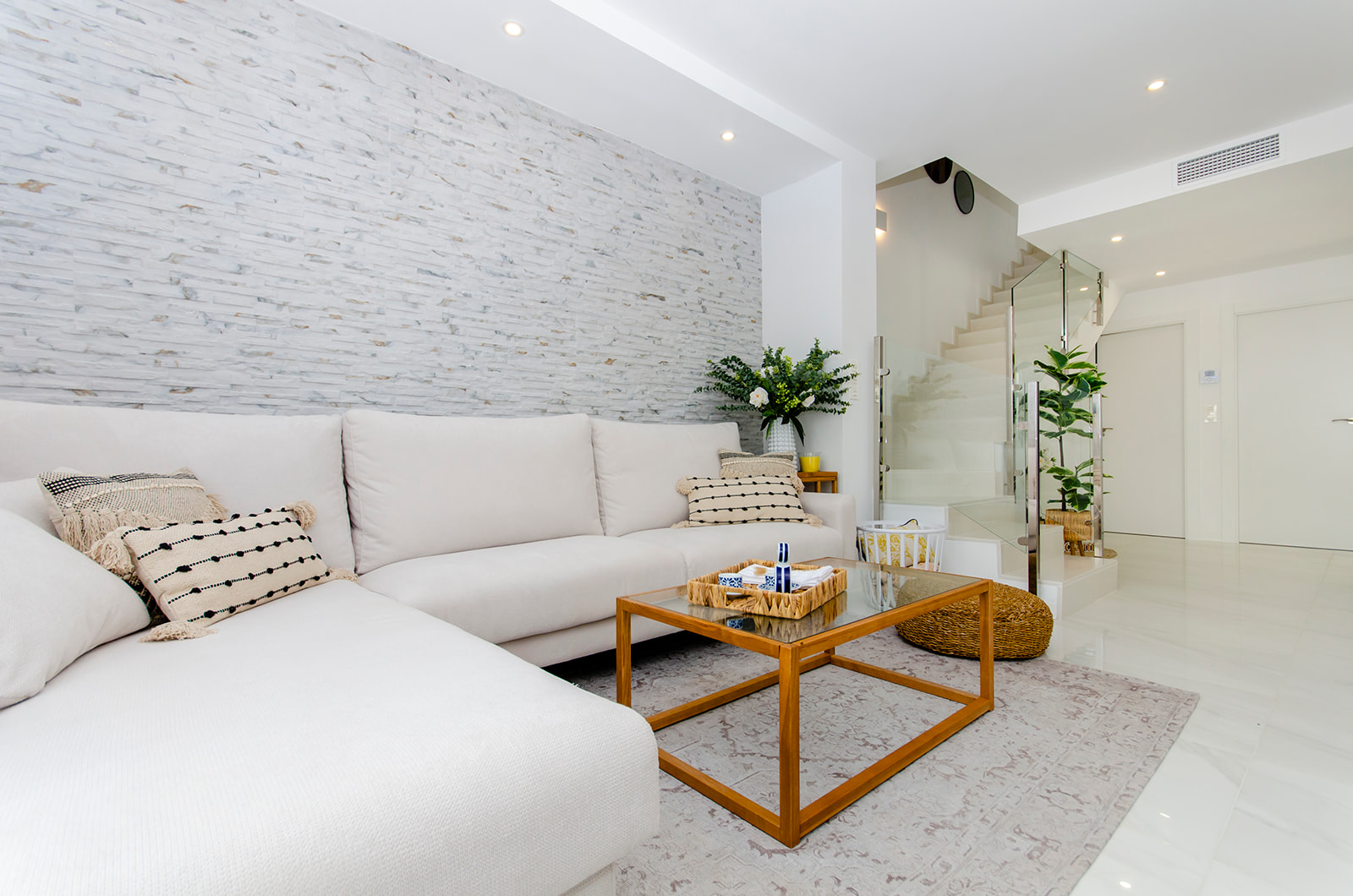 Garden in villa for sale in Orihuela Costa