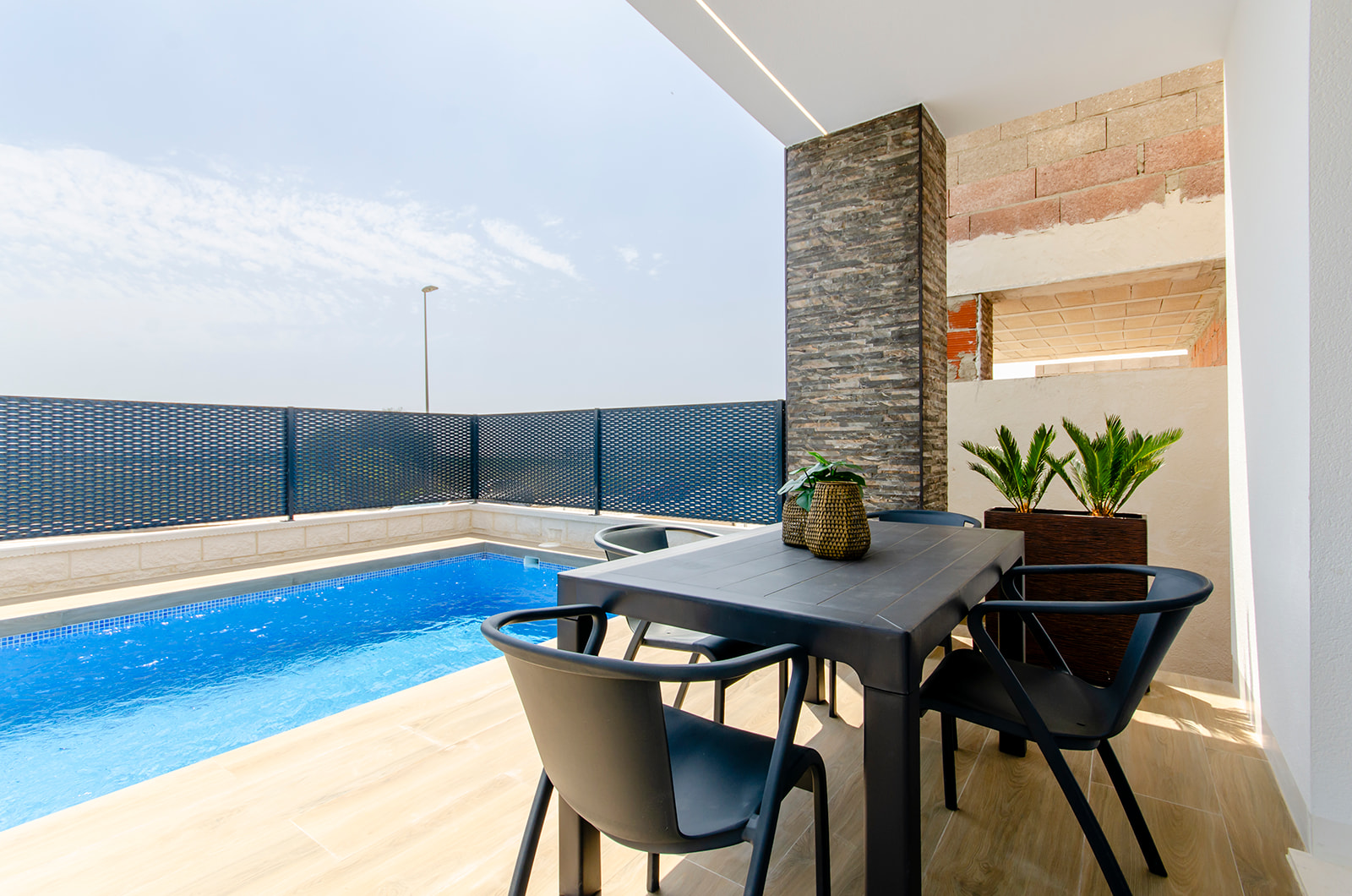 Terrace in villa for sale in Orihuela Costa