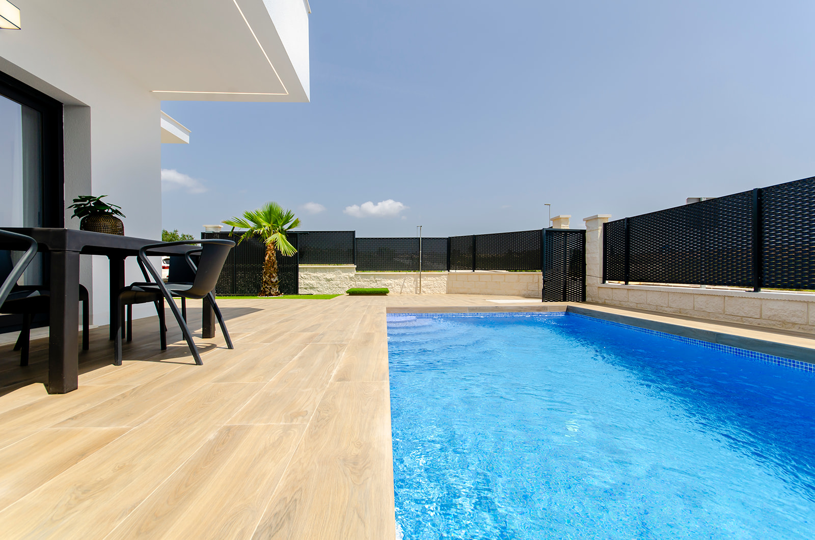 Terrace in villa for sale in Orihuela Costa