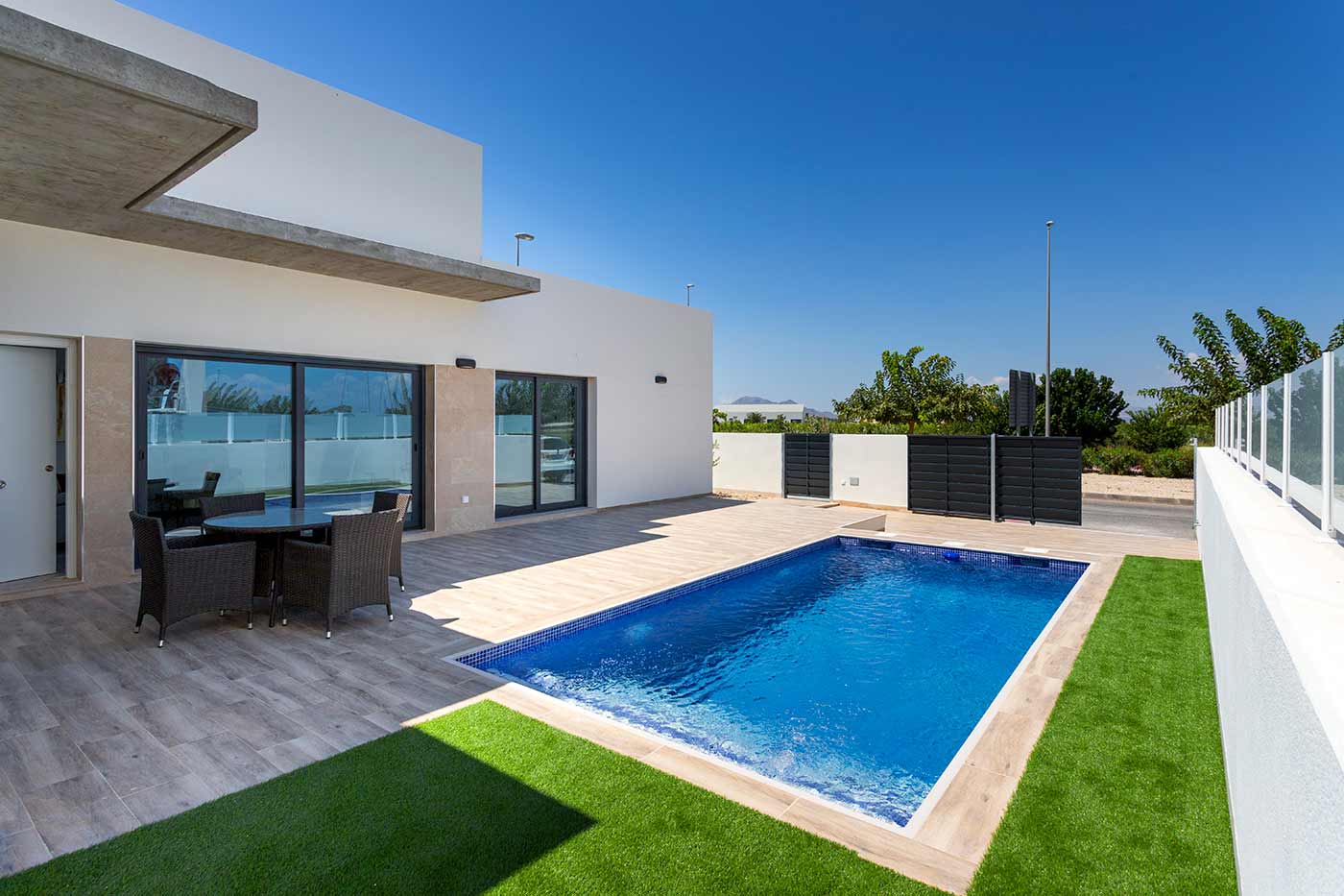 Pool area in villa for sale in Daya Nueva