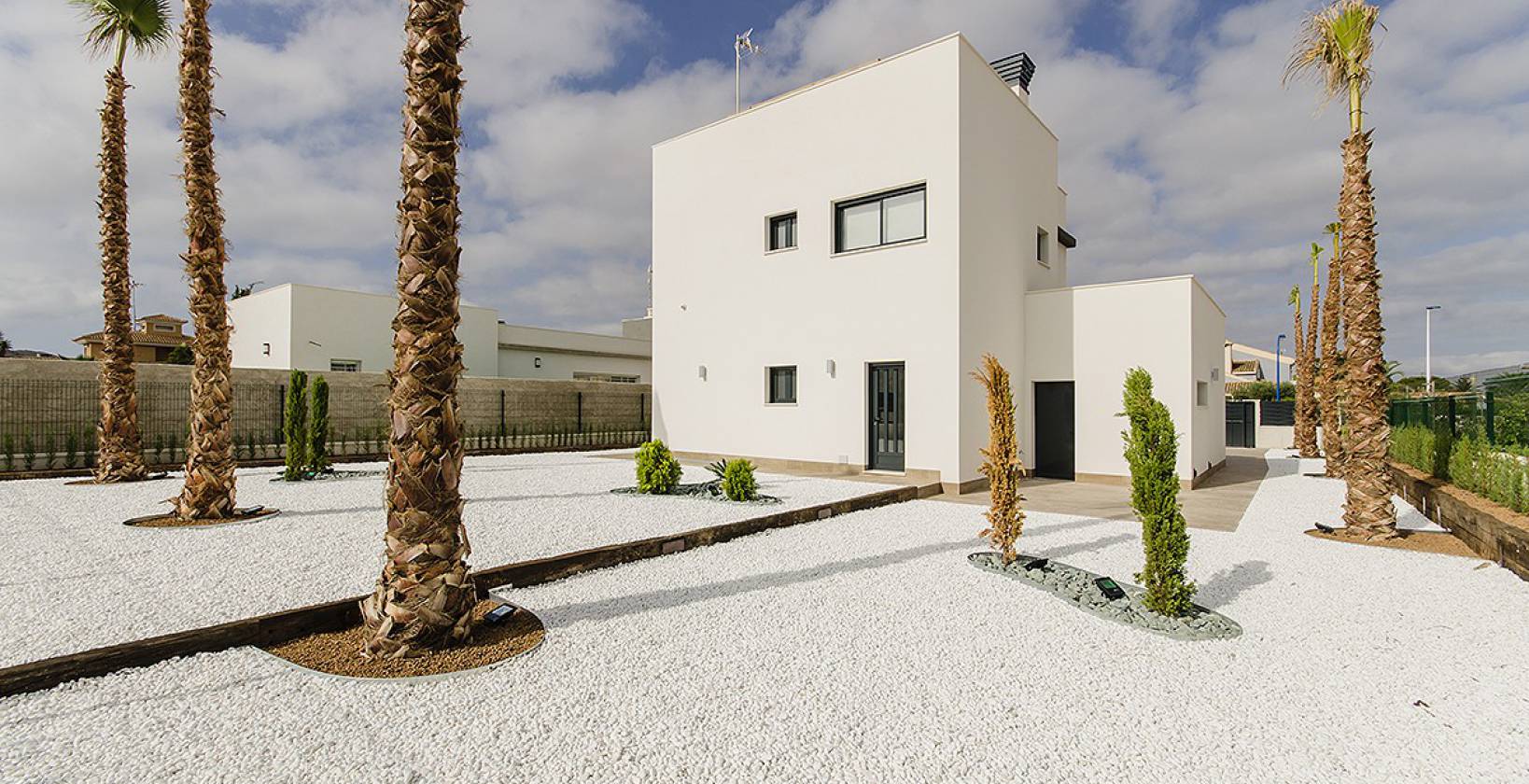 Master bedroom in villa for sale in Dehesa de Campoamor