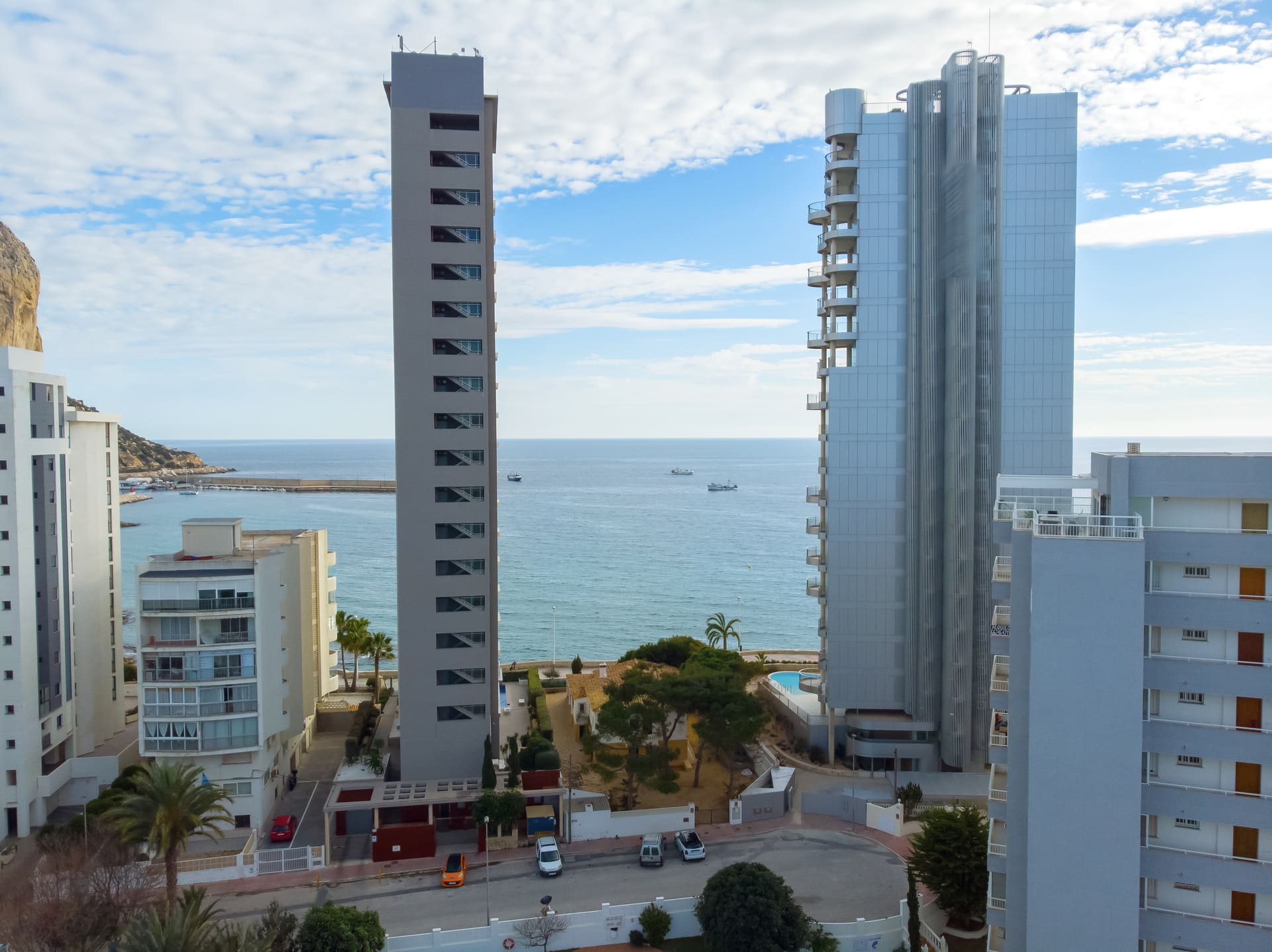 Master bedroom in apartment for sale in Calpe