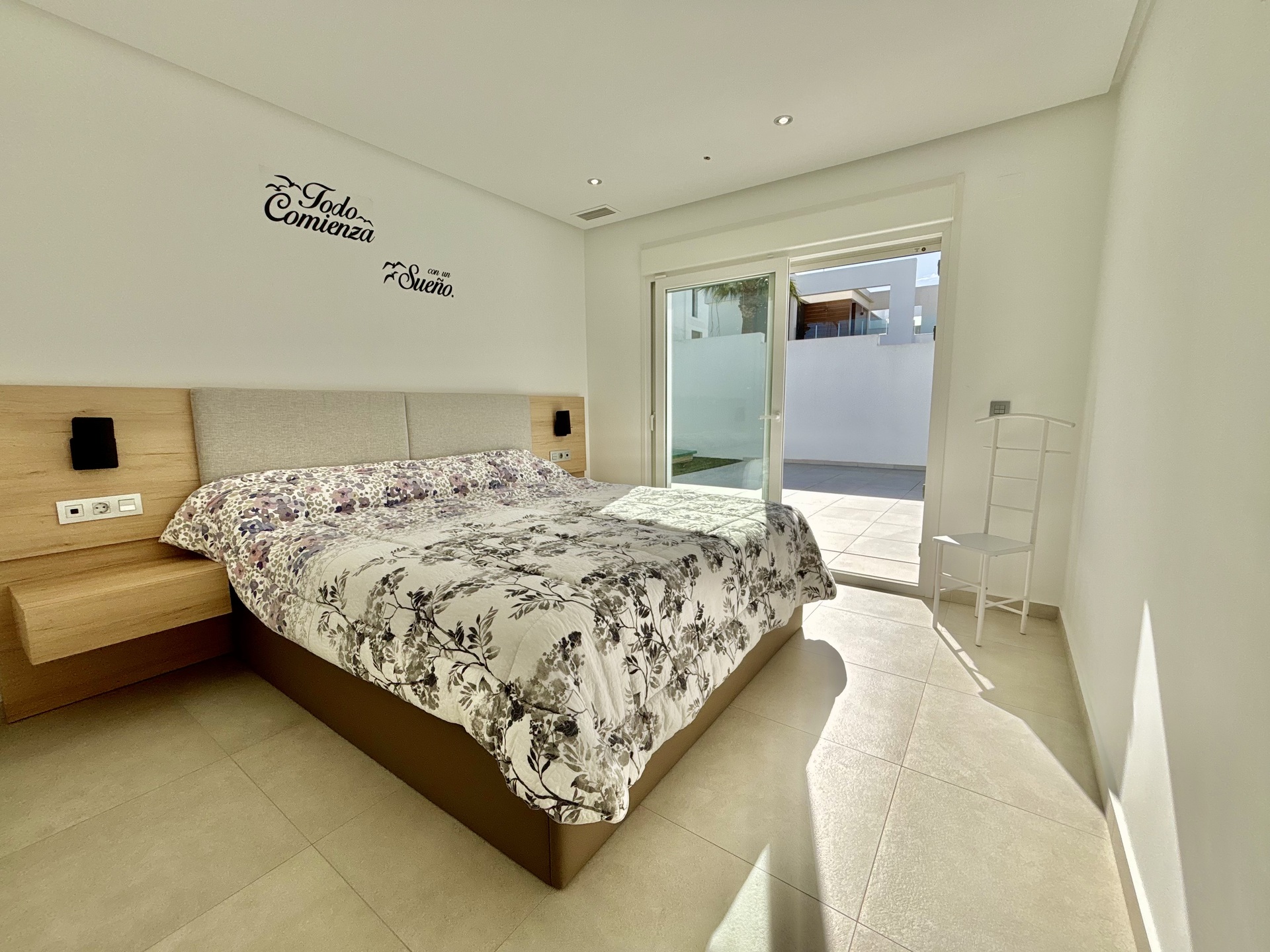 Dining area in villa for sale in Benijófar
