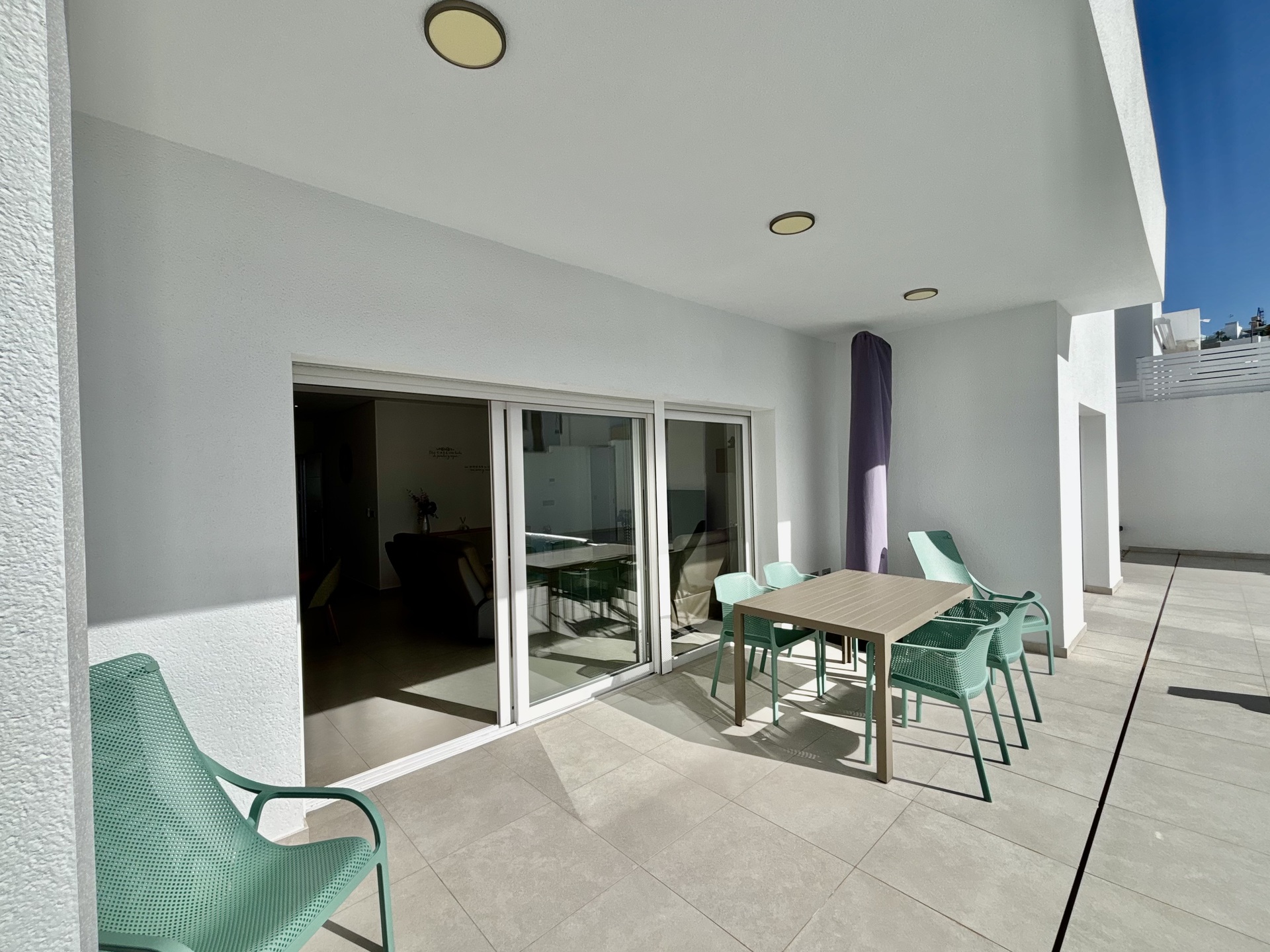 Master bedroom in villa for sale in Benijófar