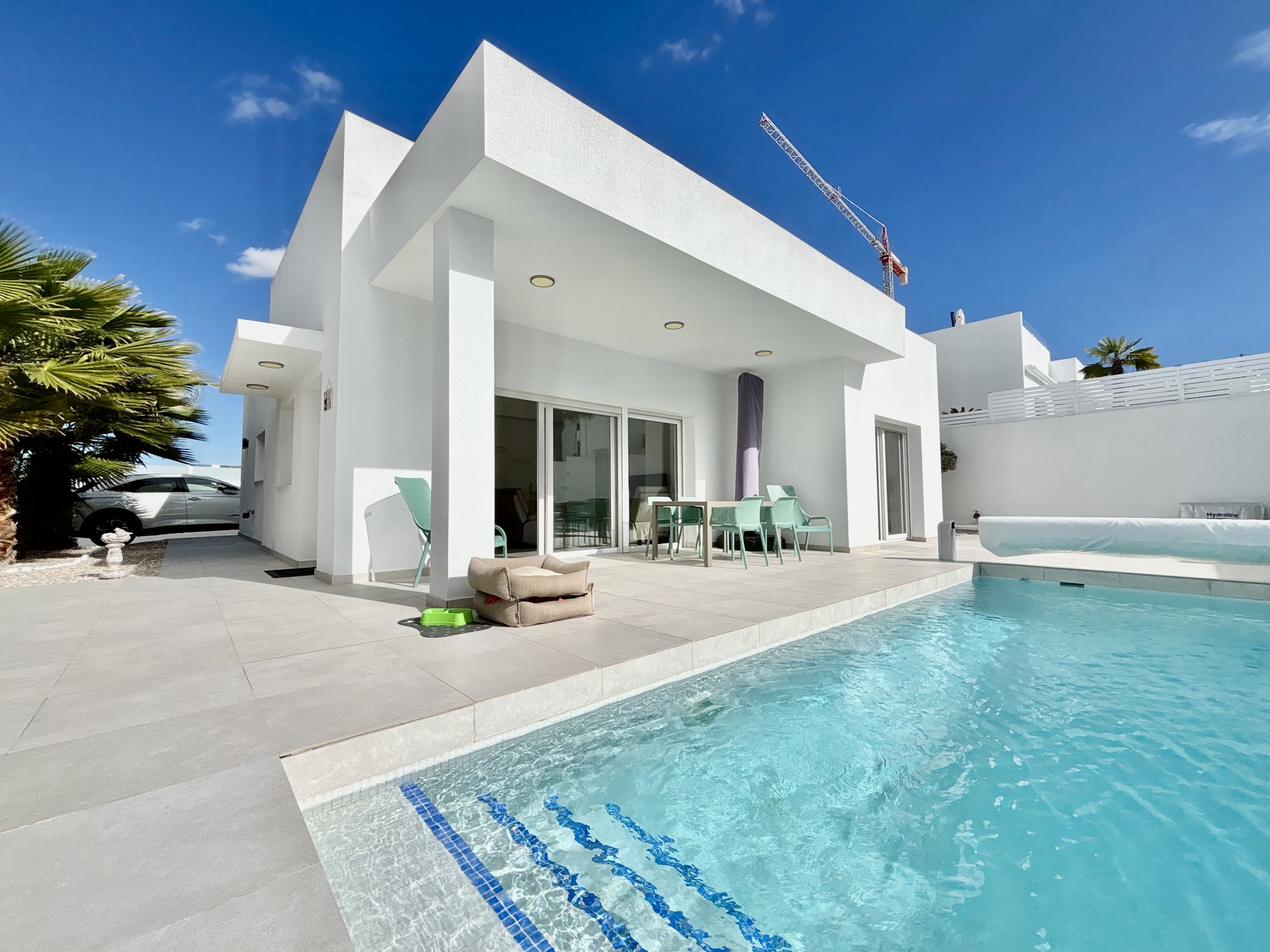 Master bedroom in villa for sale in Benijófar