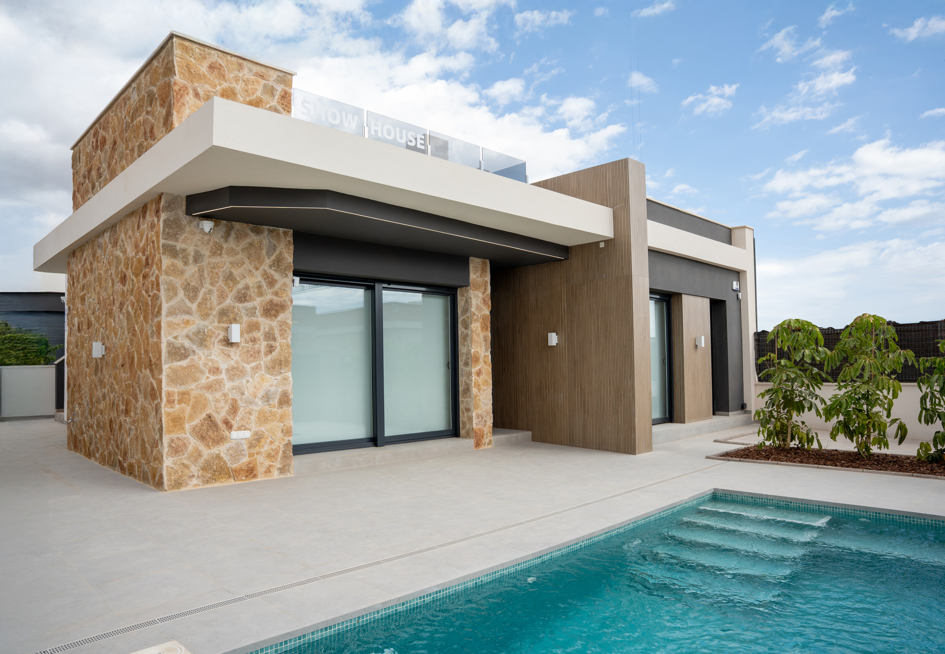 Dining area in villa for sale in Ciudad Quesada