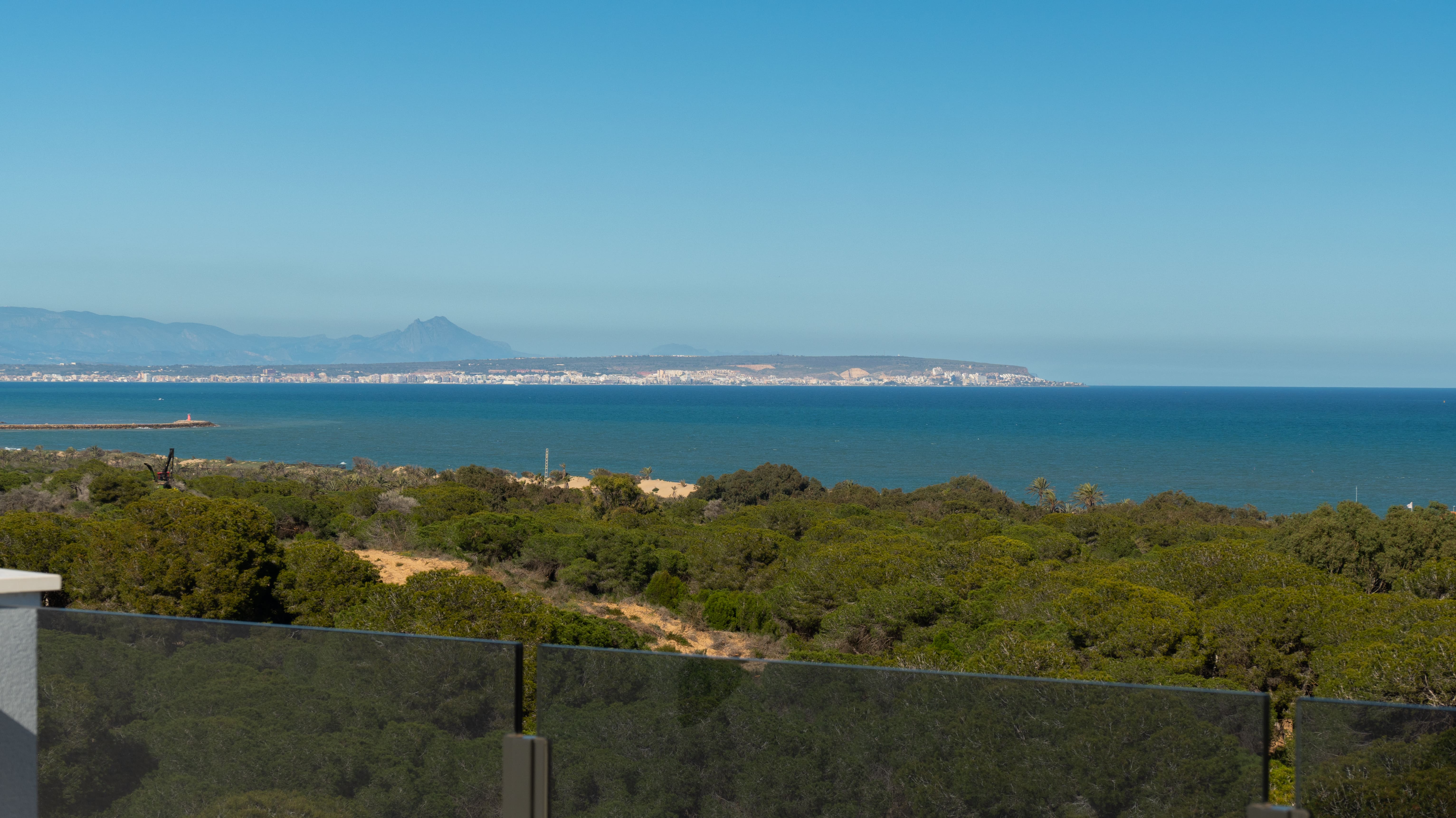 Garden in penthouse for sale in Guardamar del Segura