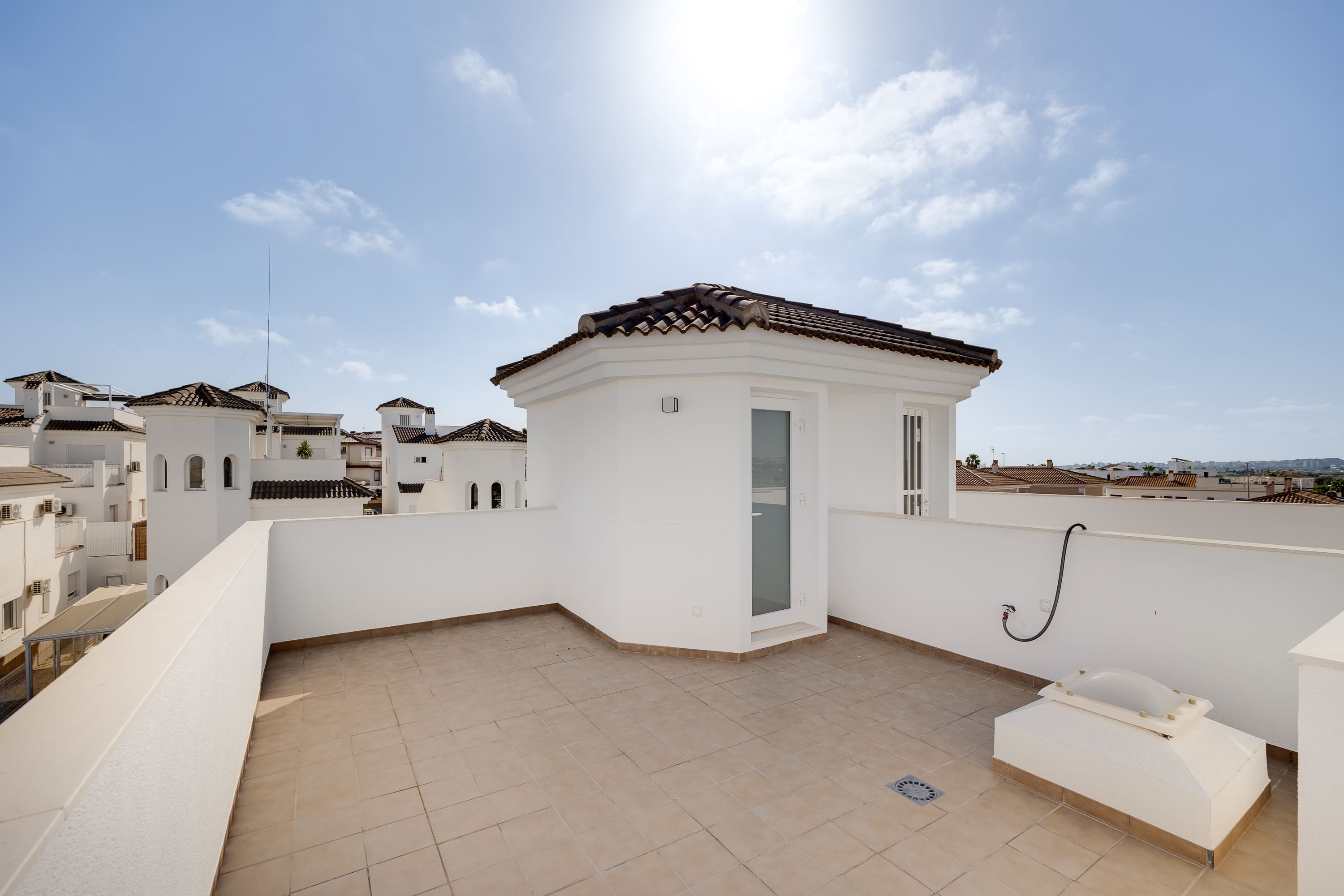 Dining area in villa for sale in San Fulgencio