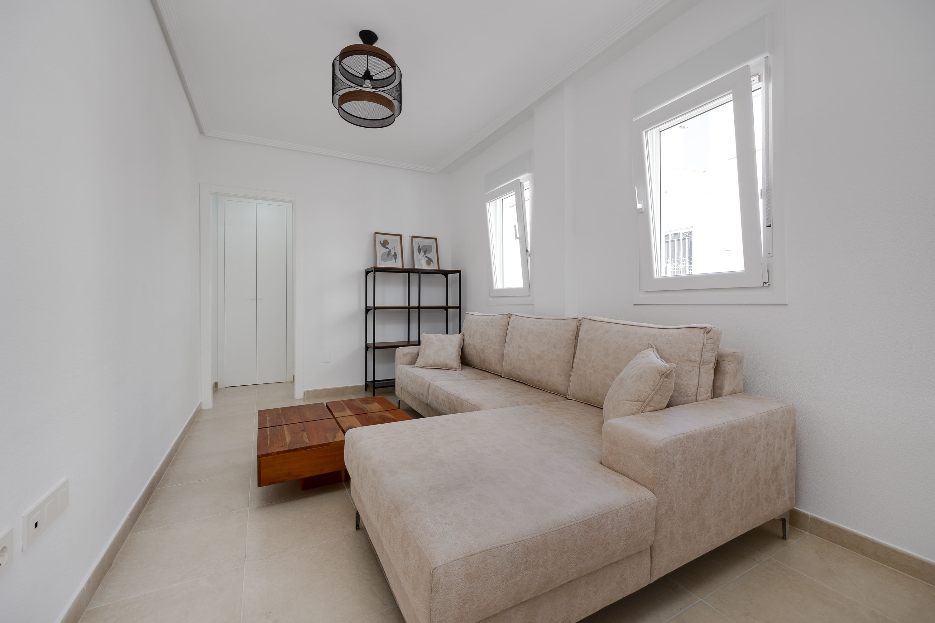 Terrace in villa for sale in San Fulgencio