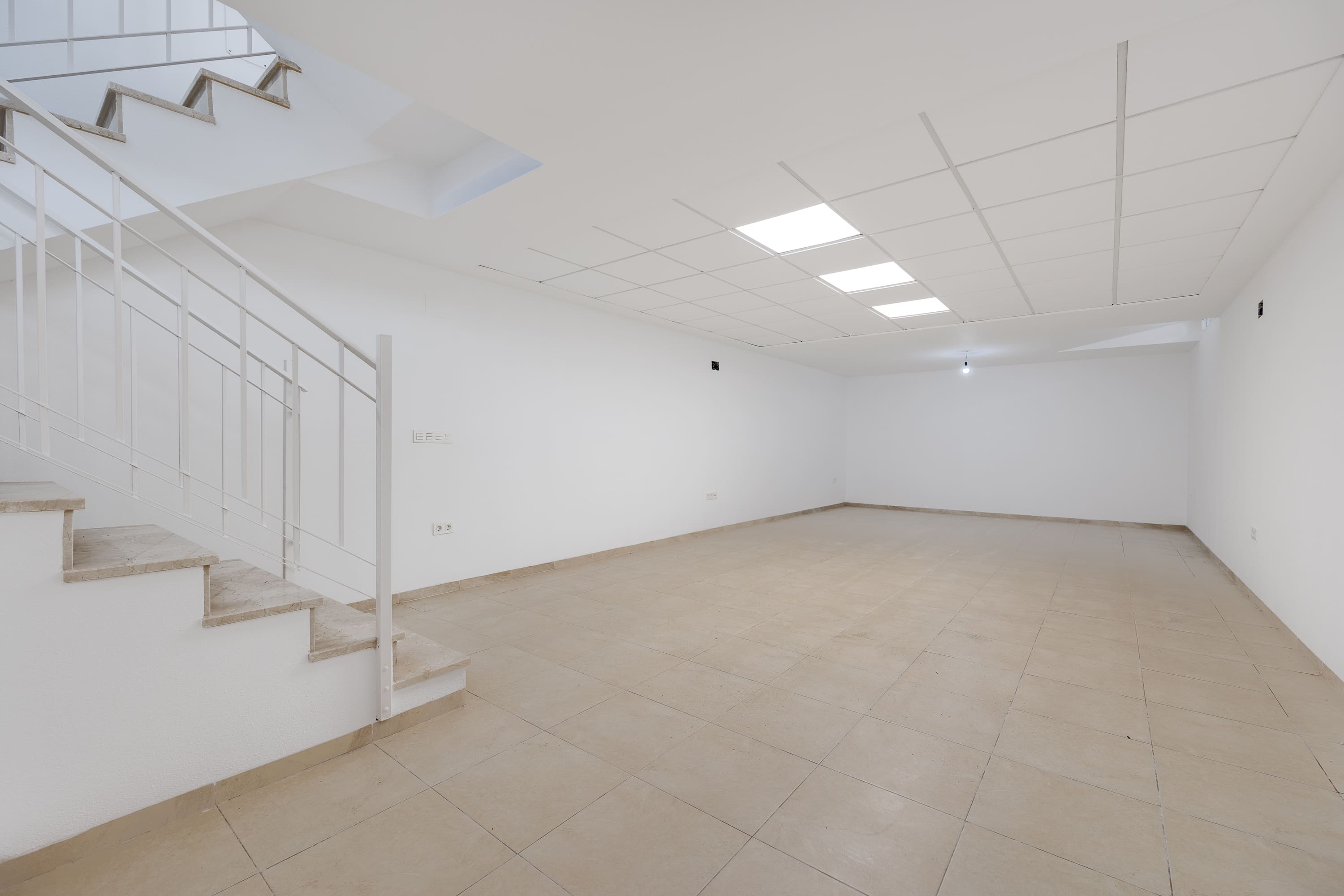 Terrace in villa for sale in San Fulgencio