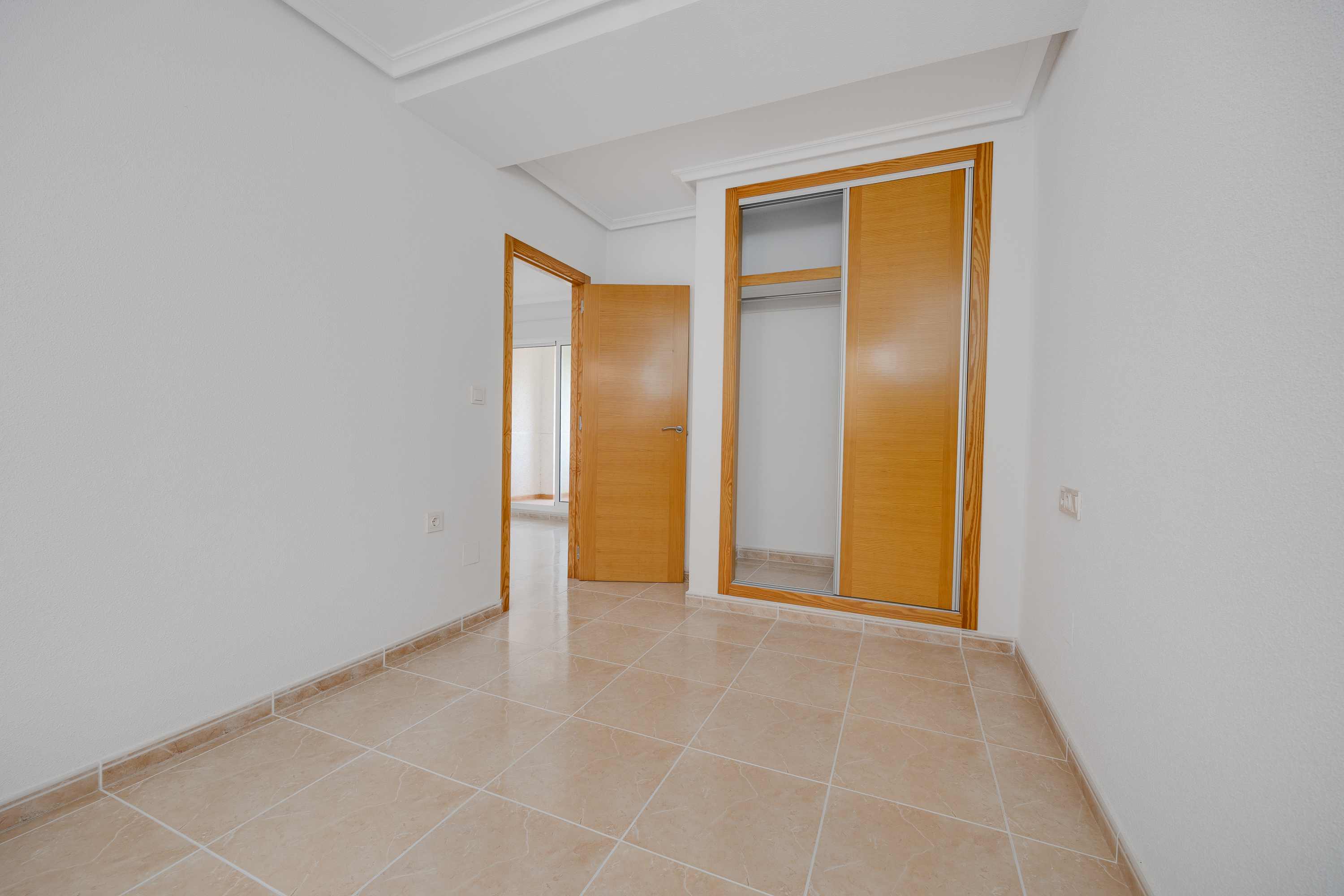 Living room in apartment for sale in San Fulgencio