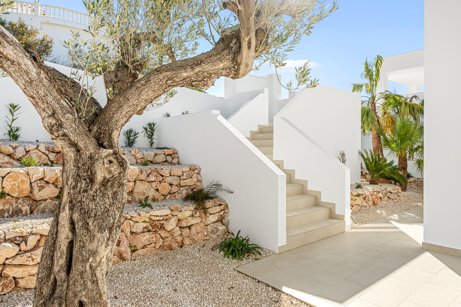 Living room in villa for sale in Cumbre del Sol