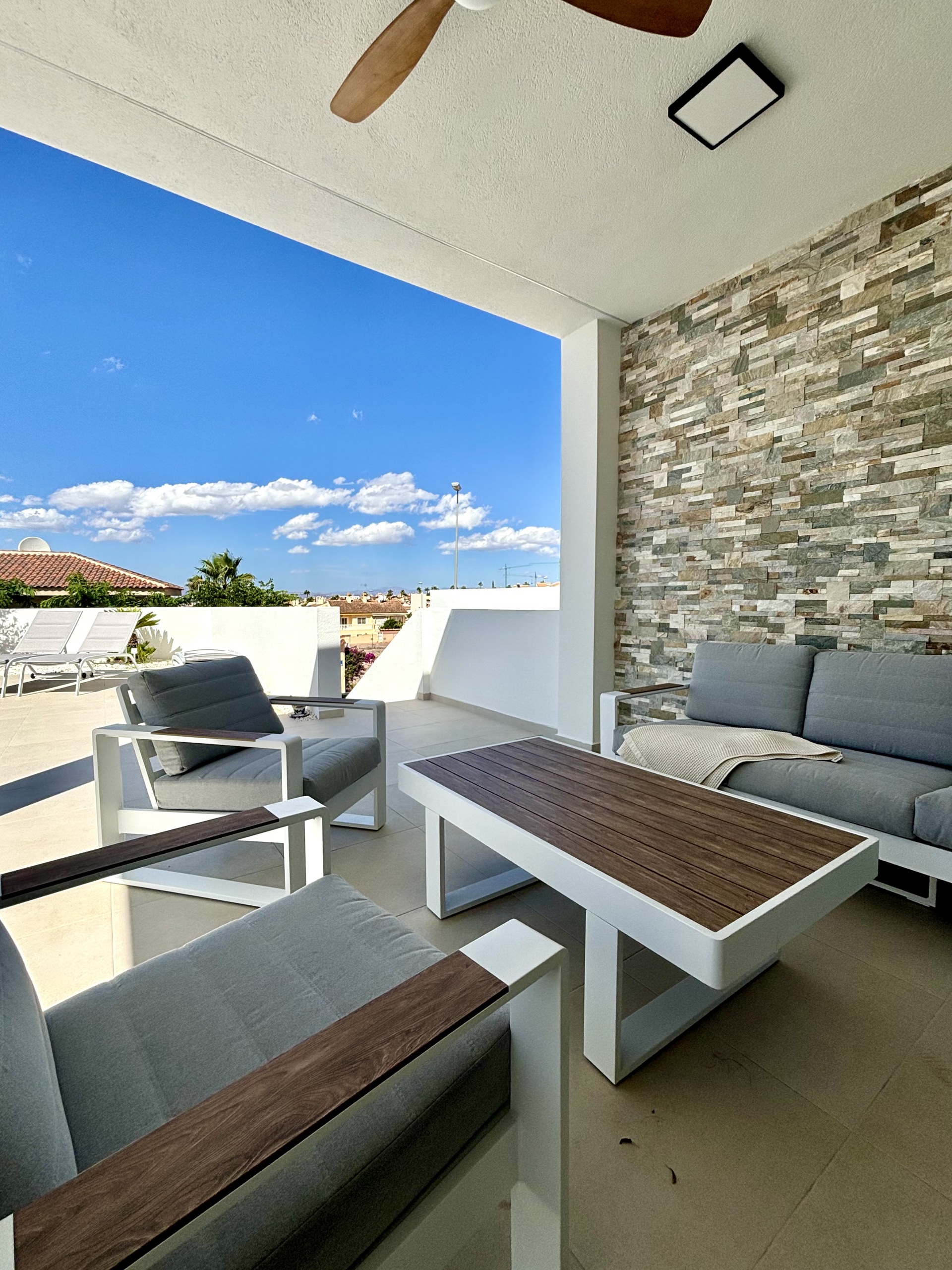 Living room in villa for sale in Benijófar