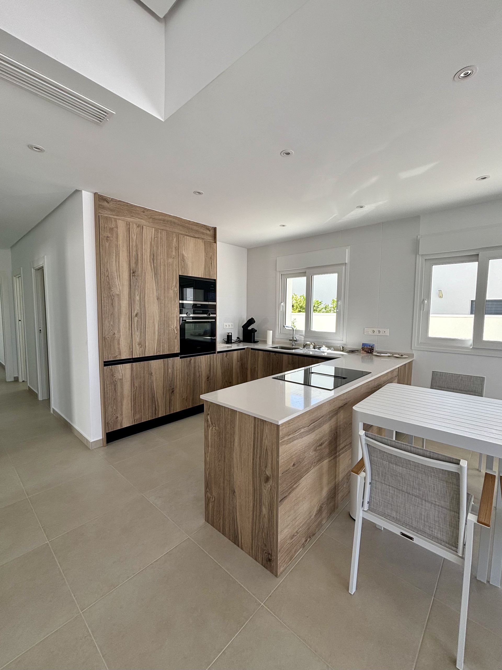 Terrace in villa for sale in Benijófar