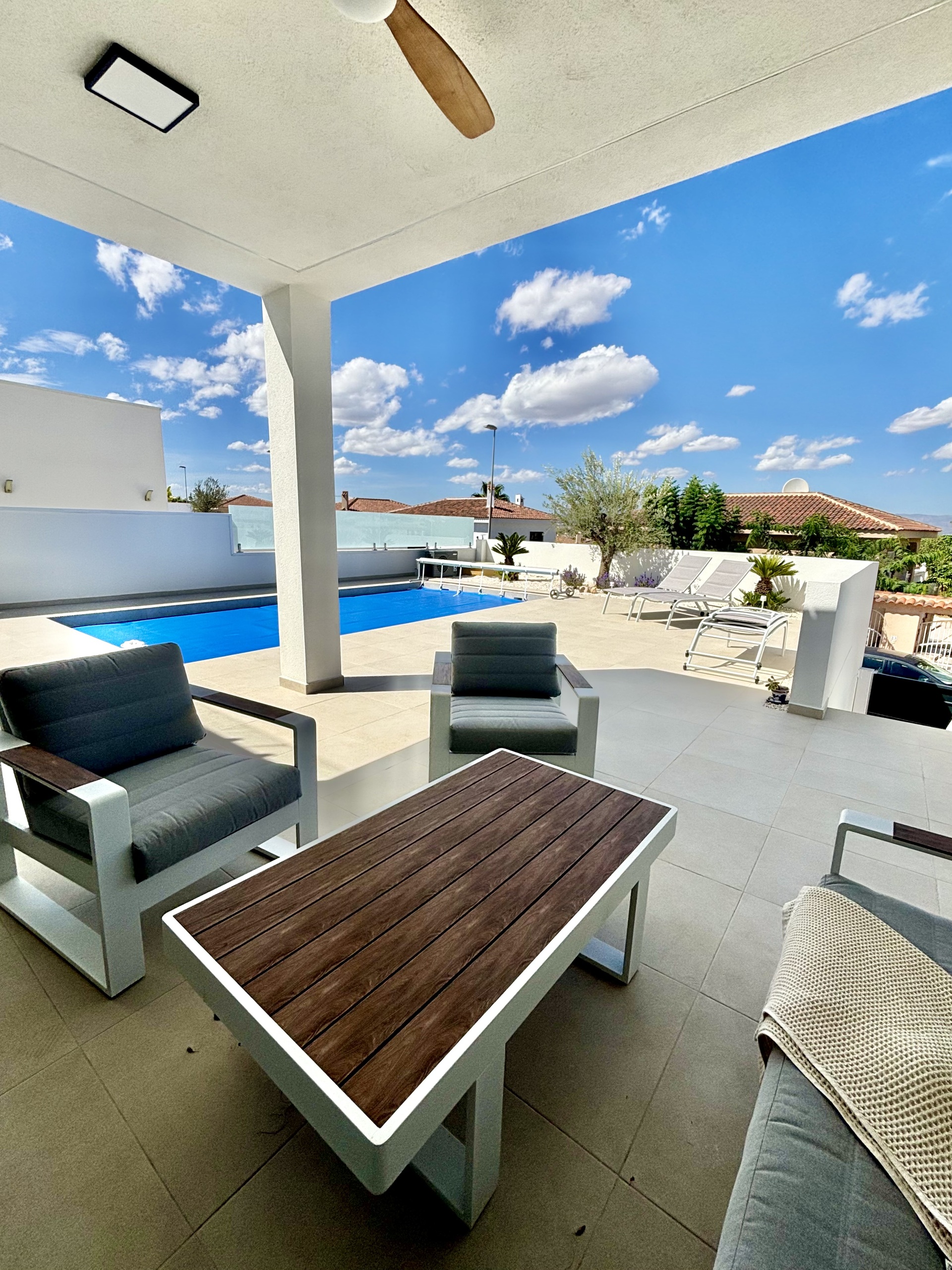 Dining area in villa for sale in Benijófar