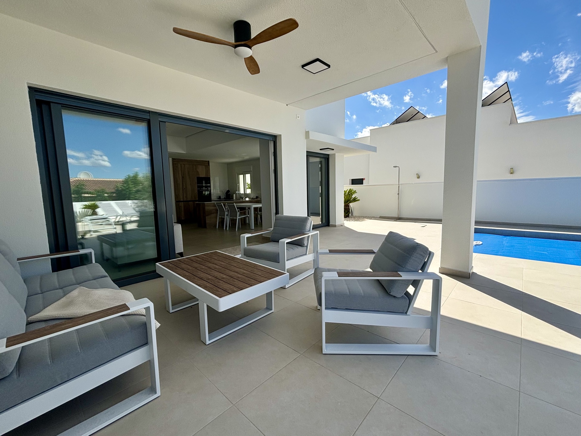 Pool area in villa for sale in Benijófar