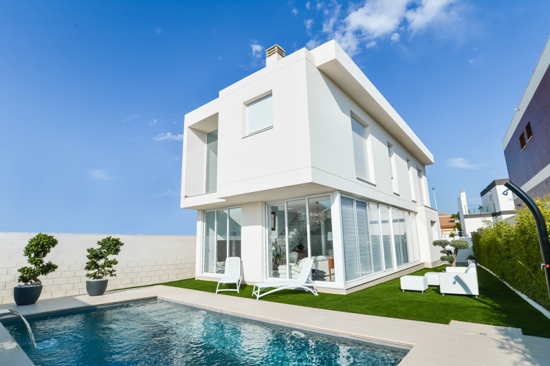 Terrace in villa for sale in Gran Alacant