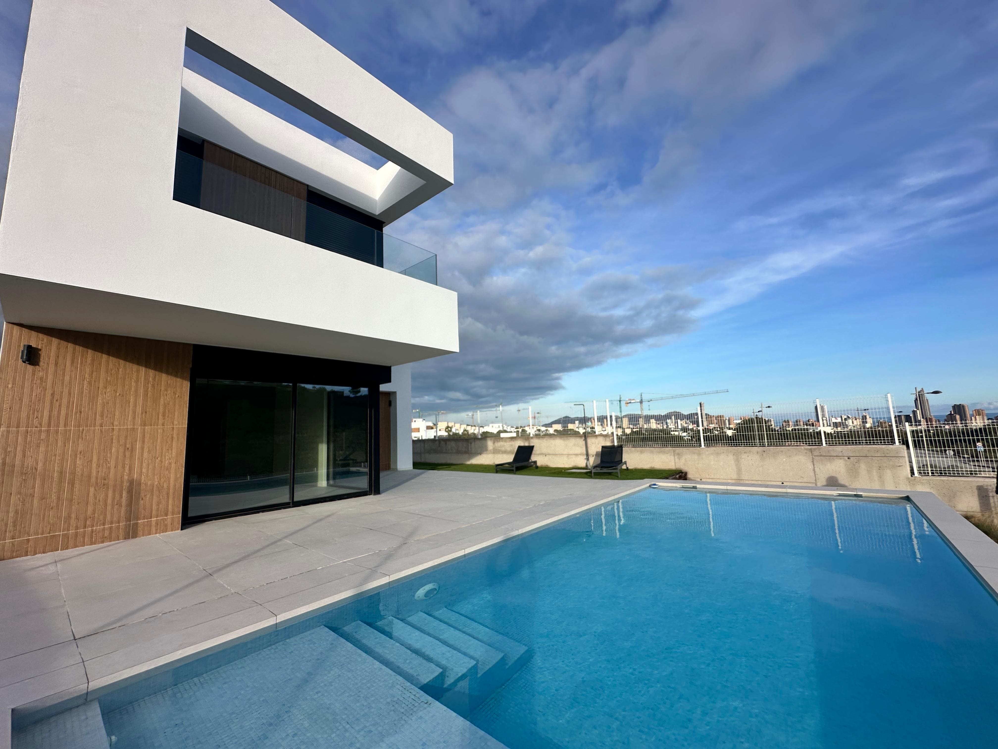 Terrace in villa for sale in Finestrat
