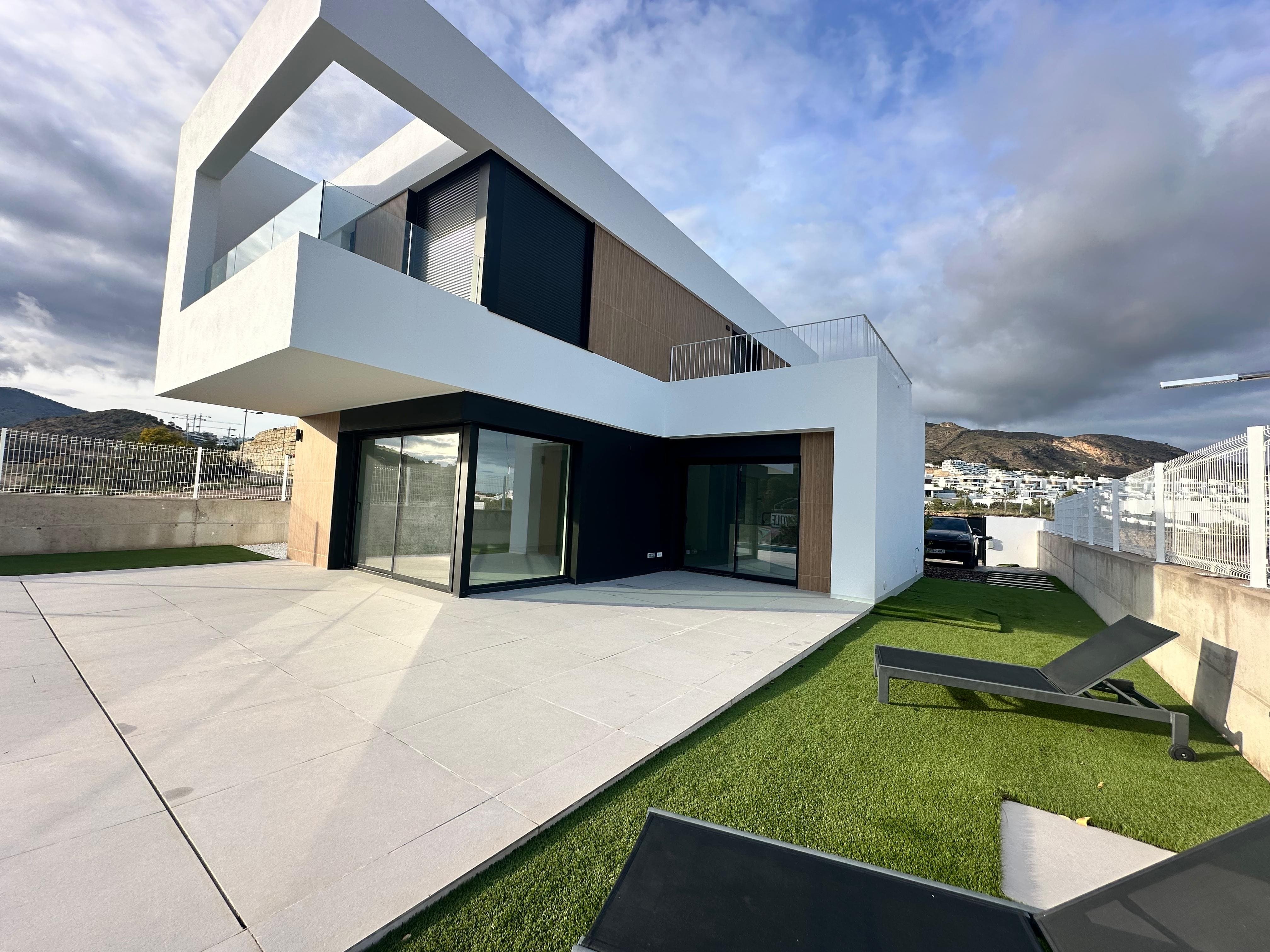 Pool area in villa for sale in Finestrat