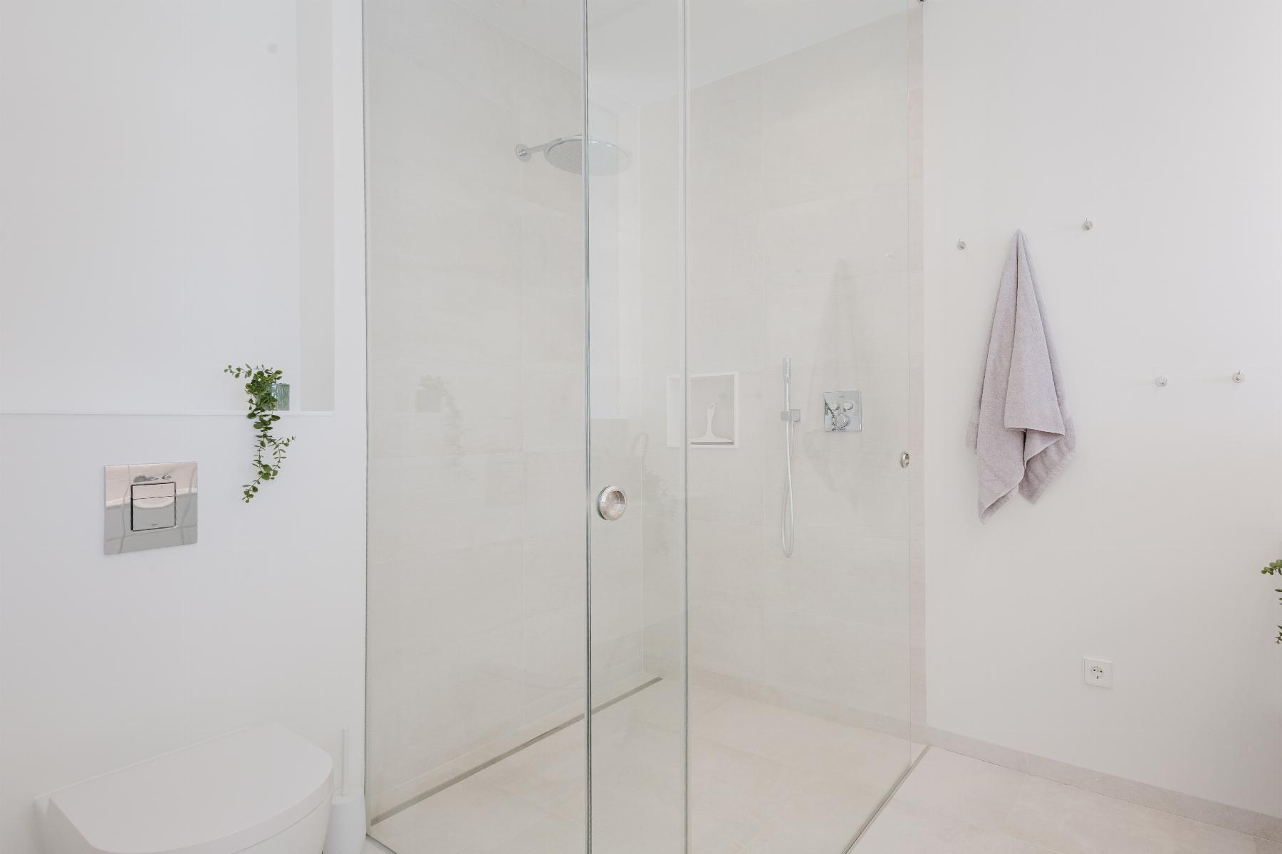 Garden in villa for sale in Orihuela Costa