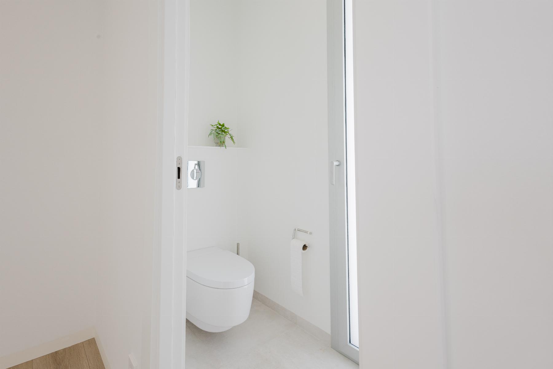Bedroom in villa for sale in Orihuela Costa