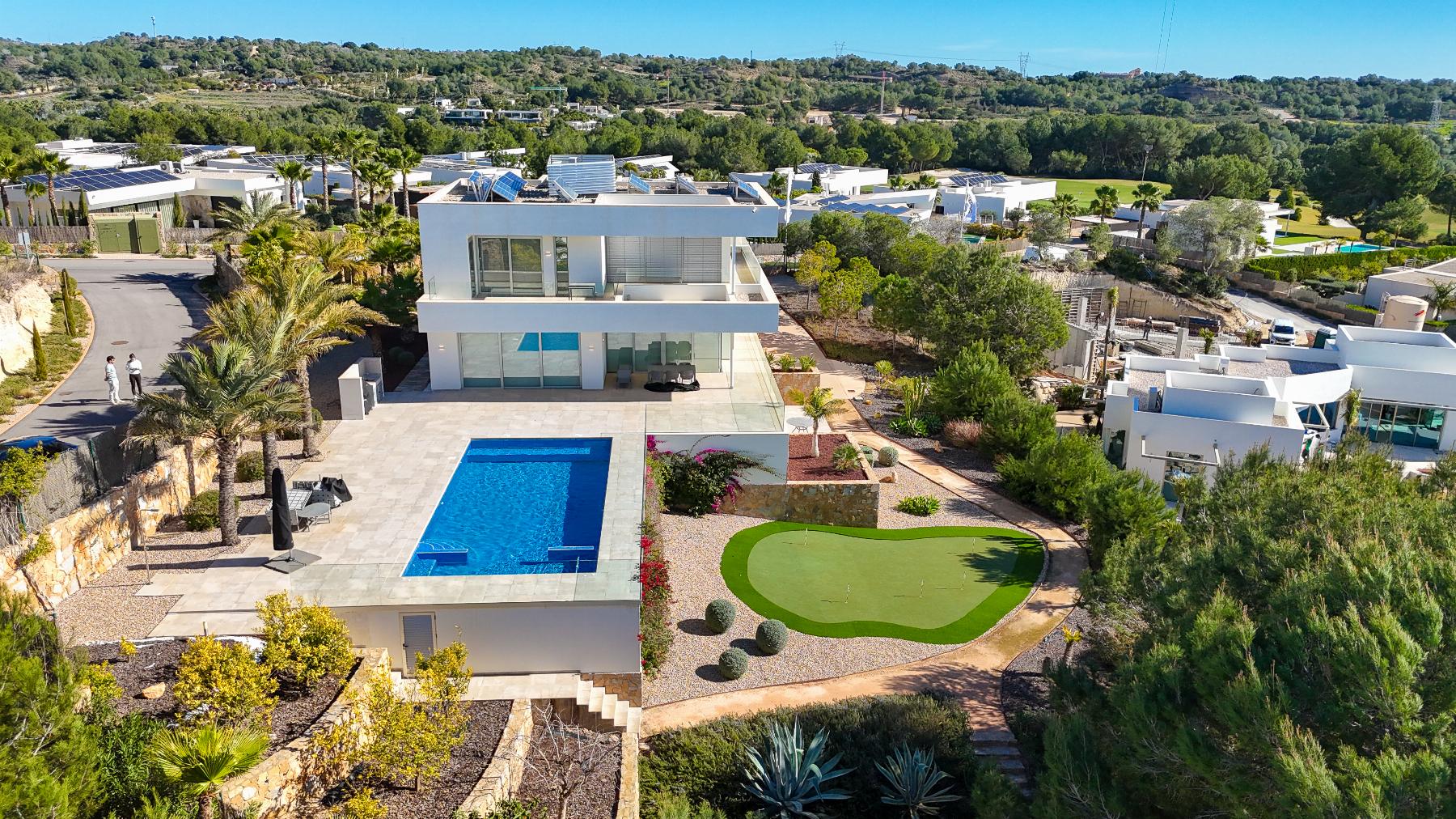 Dining area in villa for sale in Orihuela Costa