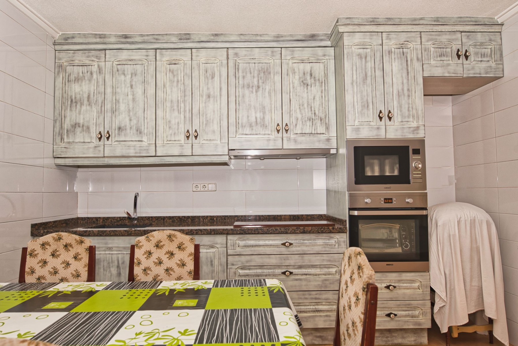 Dining area in villa for sale in Benijofar