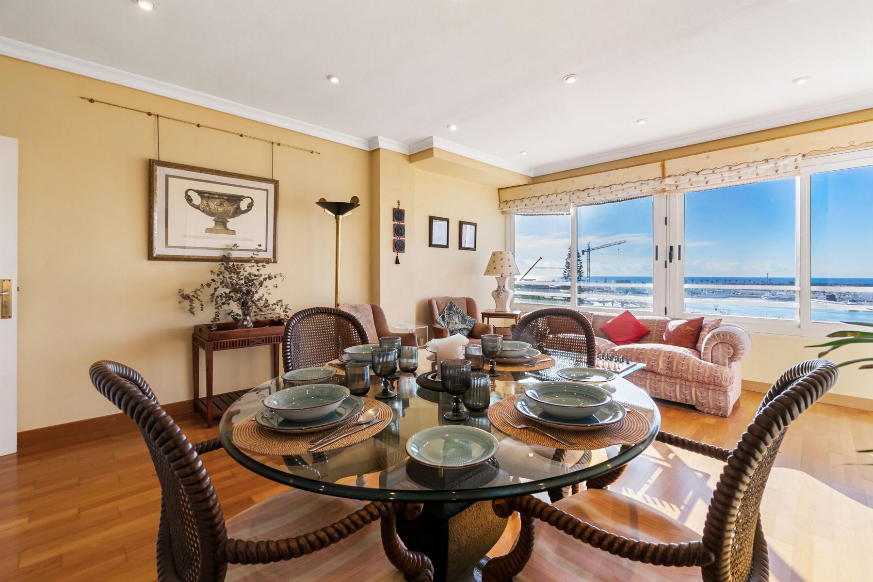 Terrace in apartment for sale in Torrevieja