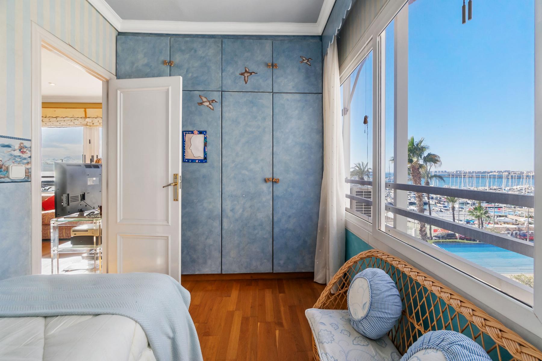 Dining area in apartment for sale in Torrevieja