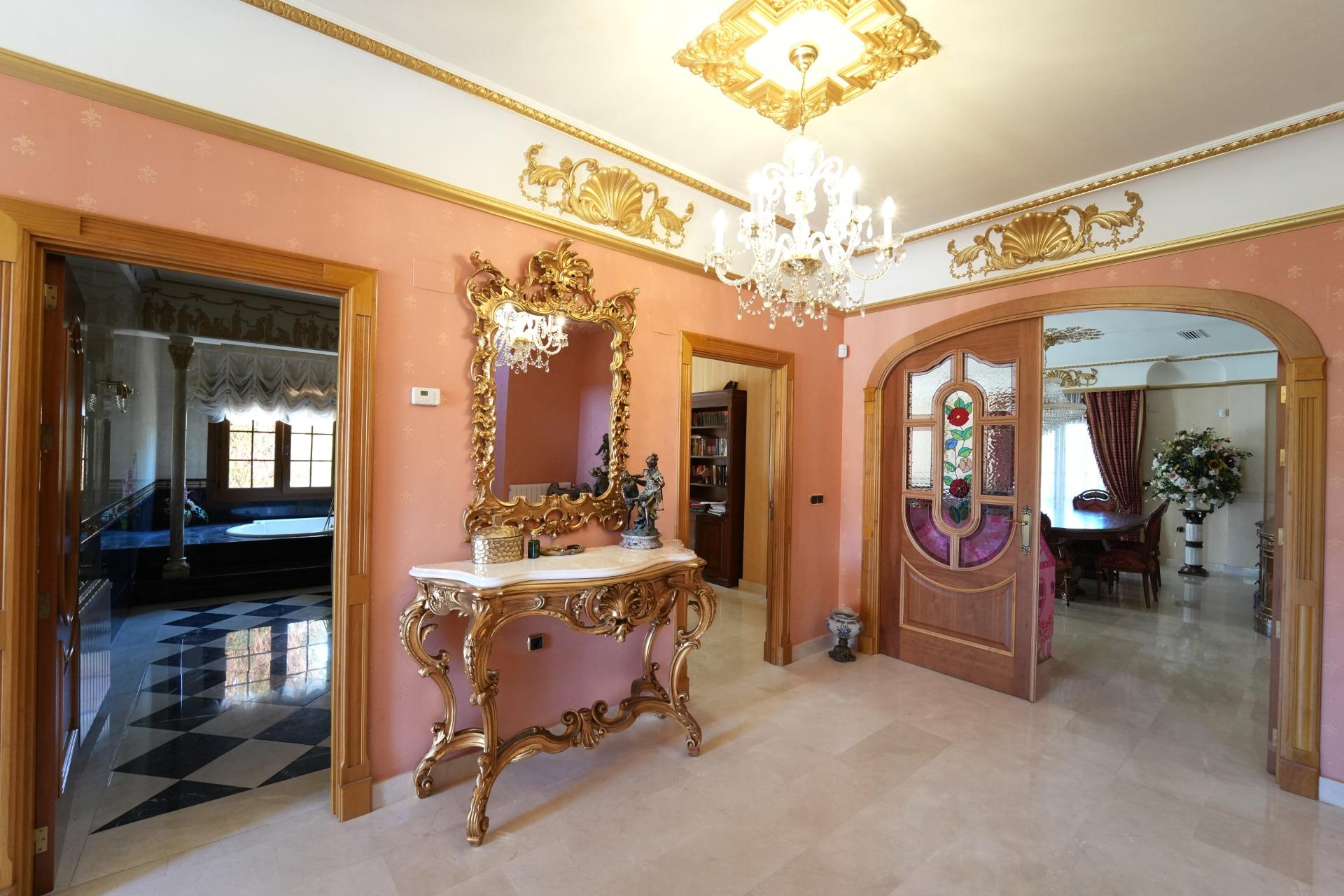 Master bedroom in villa for sale in Orihuela Costa