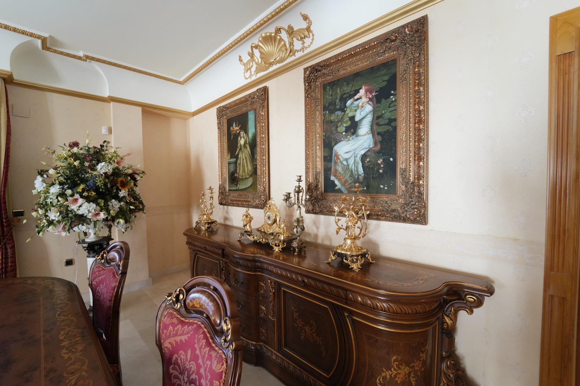 Bedroom in villa for sale in Orihuela Costa