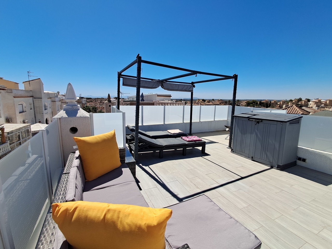 1 Bed, 1 Bath Top Floor Apartment in El Galán – €119,900 ✨This beautifully refurbished top-floor apa