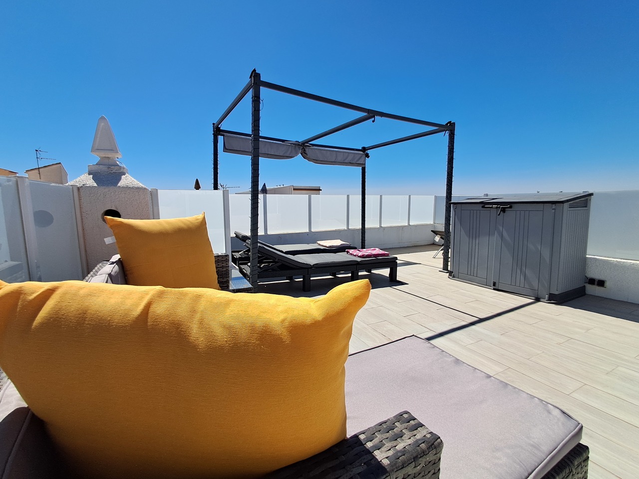 1 Bed, 1 Bath Top Floor Apartment in El Galán – €119,900 ✨This beautifully refurbished top-floor apa