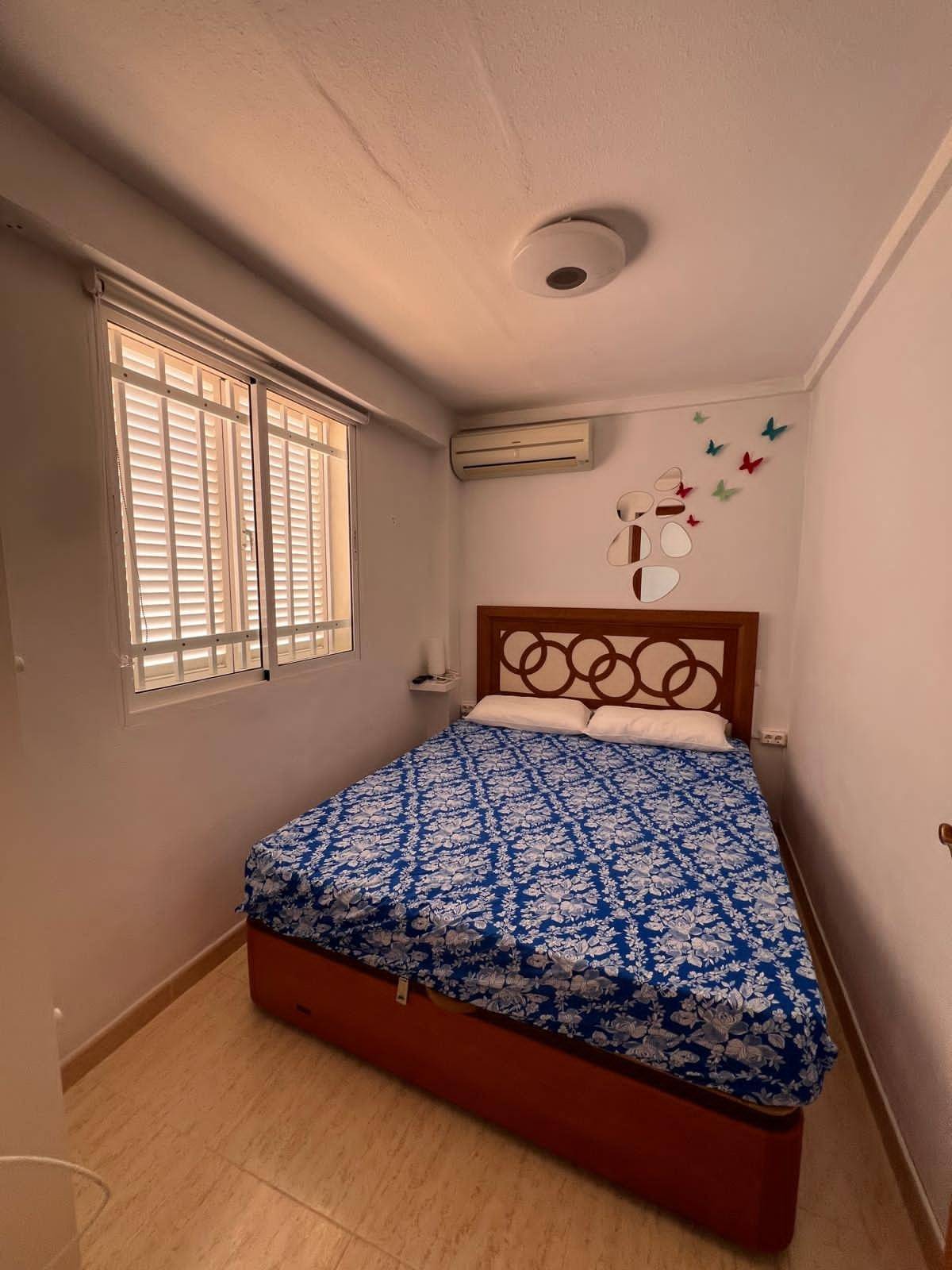Master bedroom in apartment for sale in Pilar de La Horadada